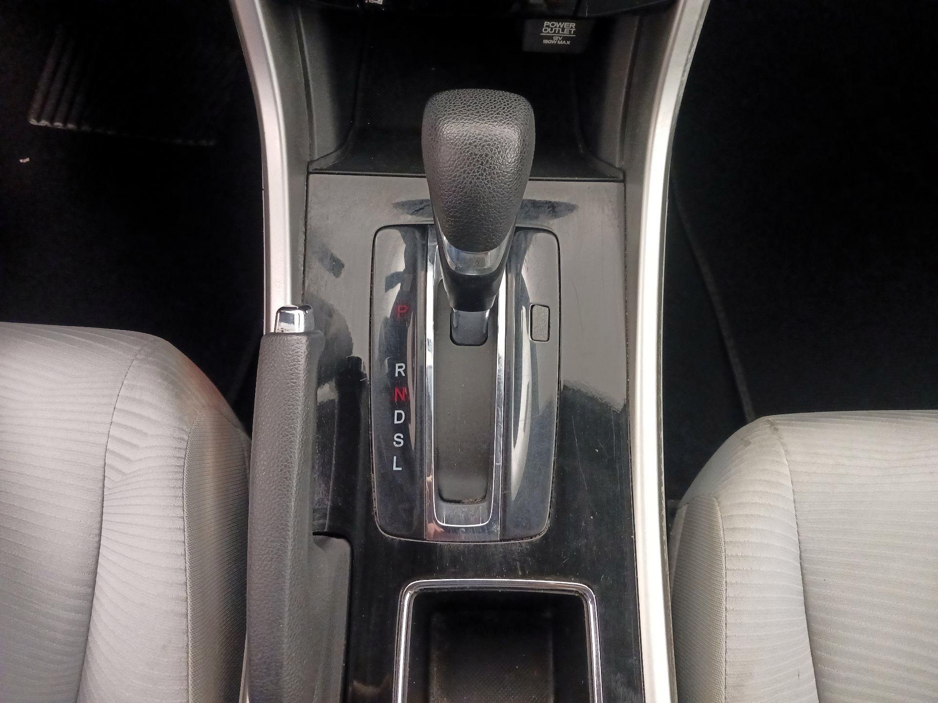 Thumbnail: 2016 Honda Accord - 17