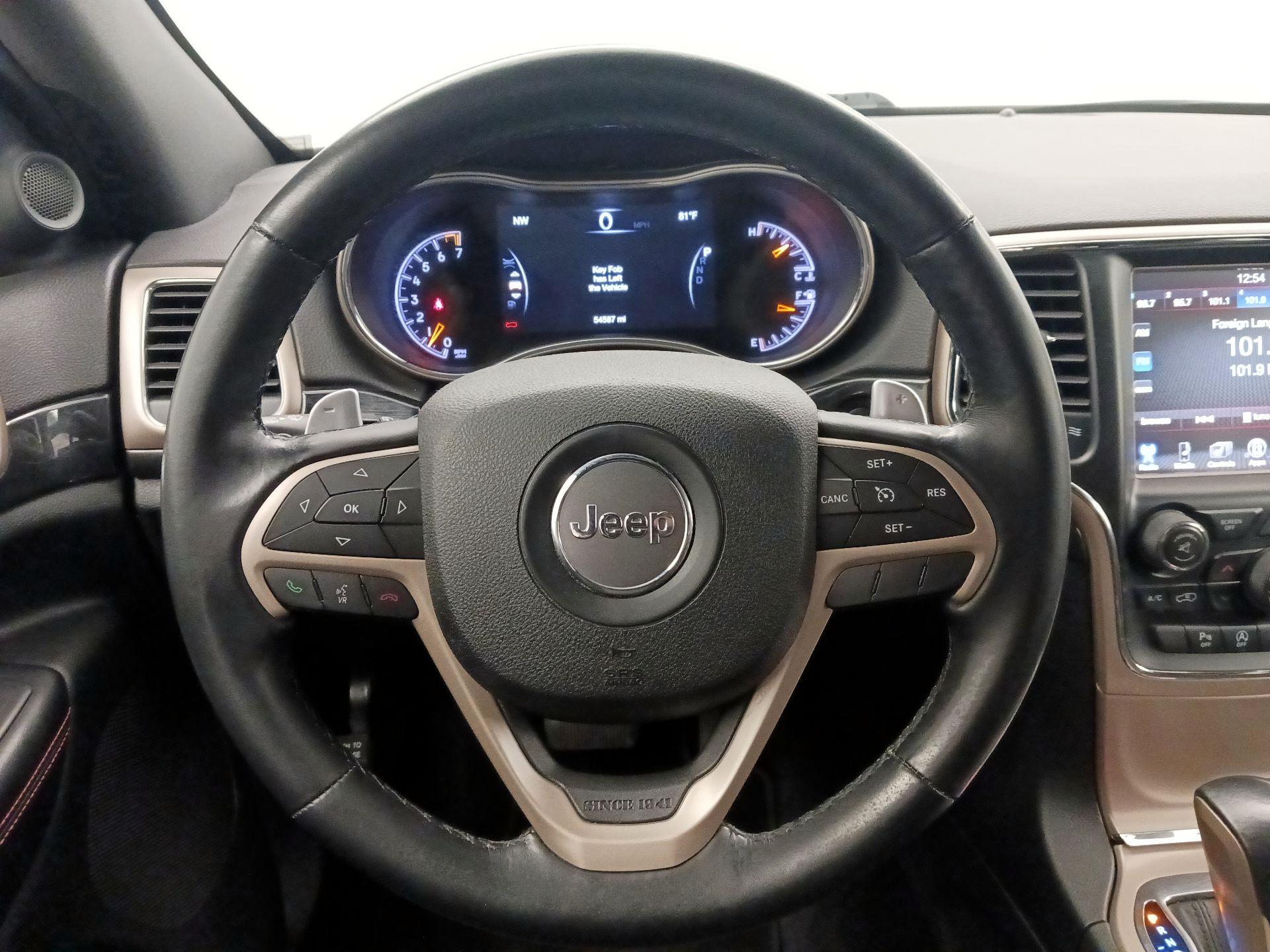 Thumbnail: 2017 Jeep Grand Cherokee - 10