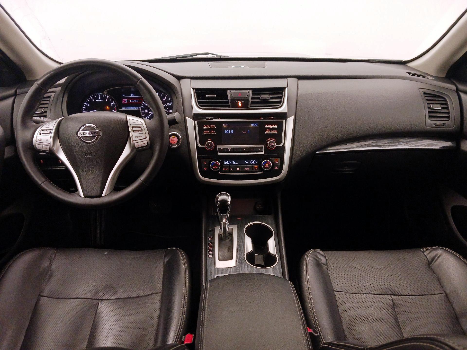 Thumbnail: 2018 Nissan Altima - 9