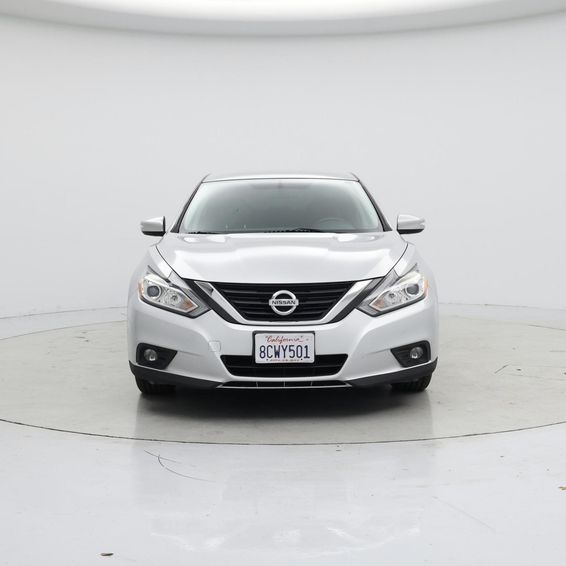 Thumbnail: 2018 Nissan Altima - 5