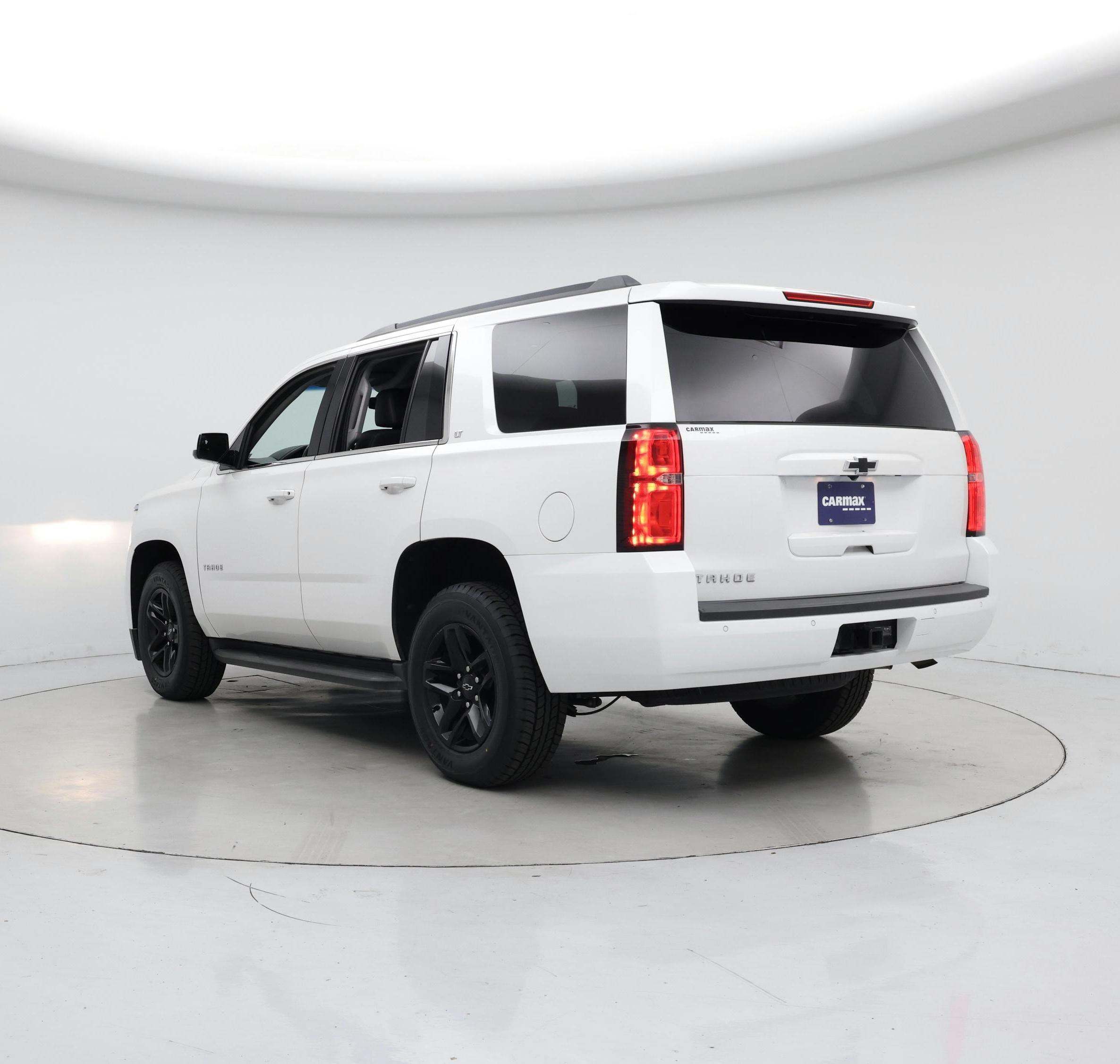 Thumbnail: 2017 Chevrolet Tahoe - 2