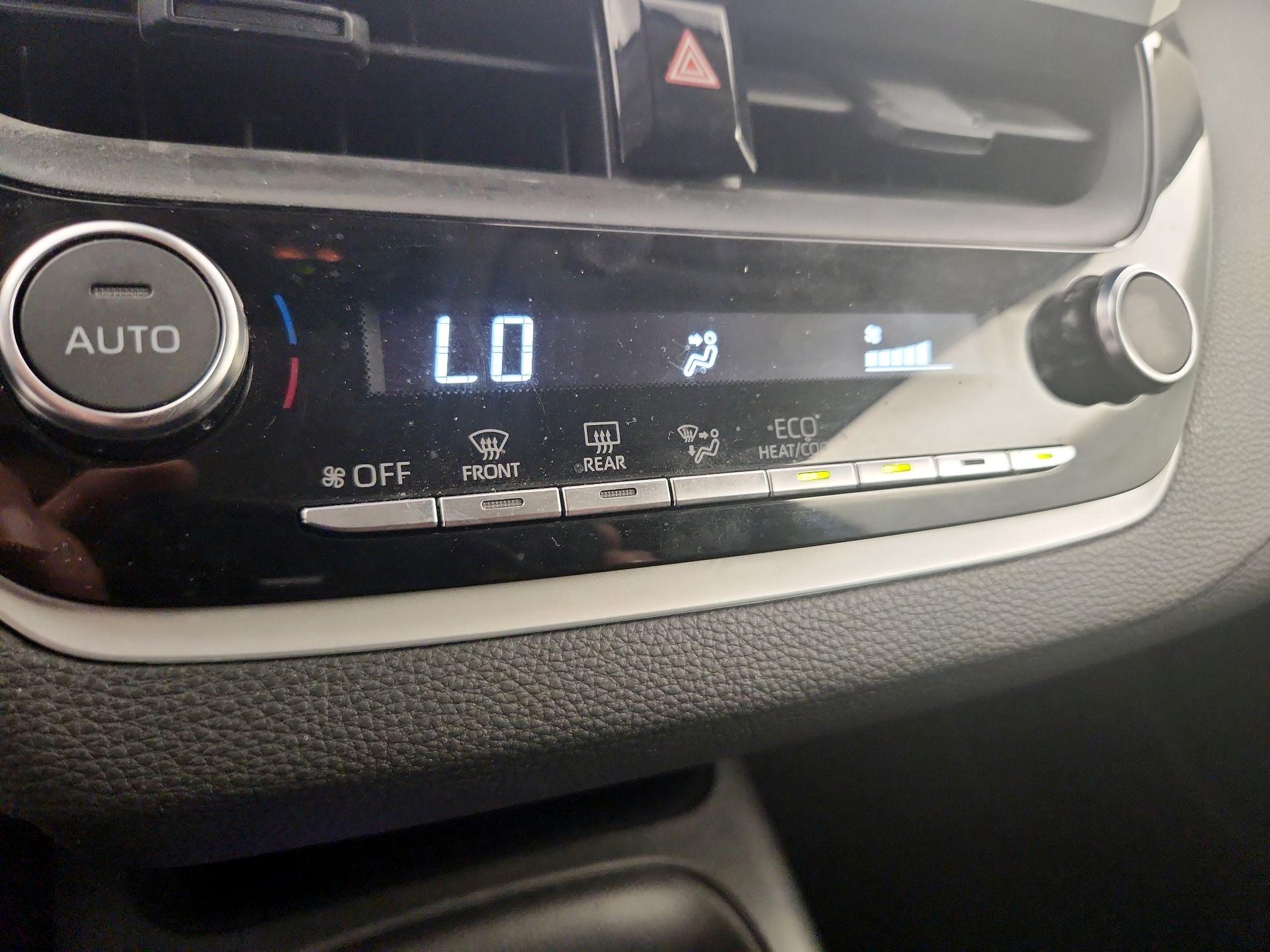 Thumbnail: 2024 Toyota Corolla - 16