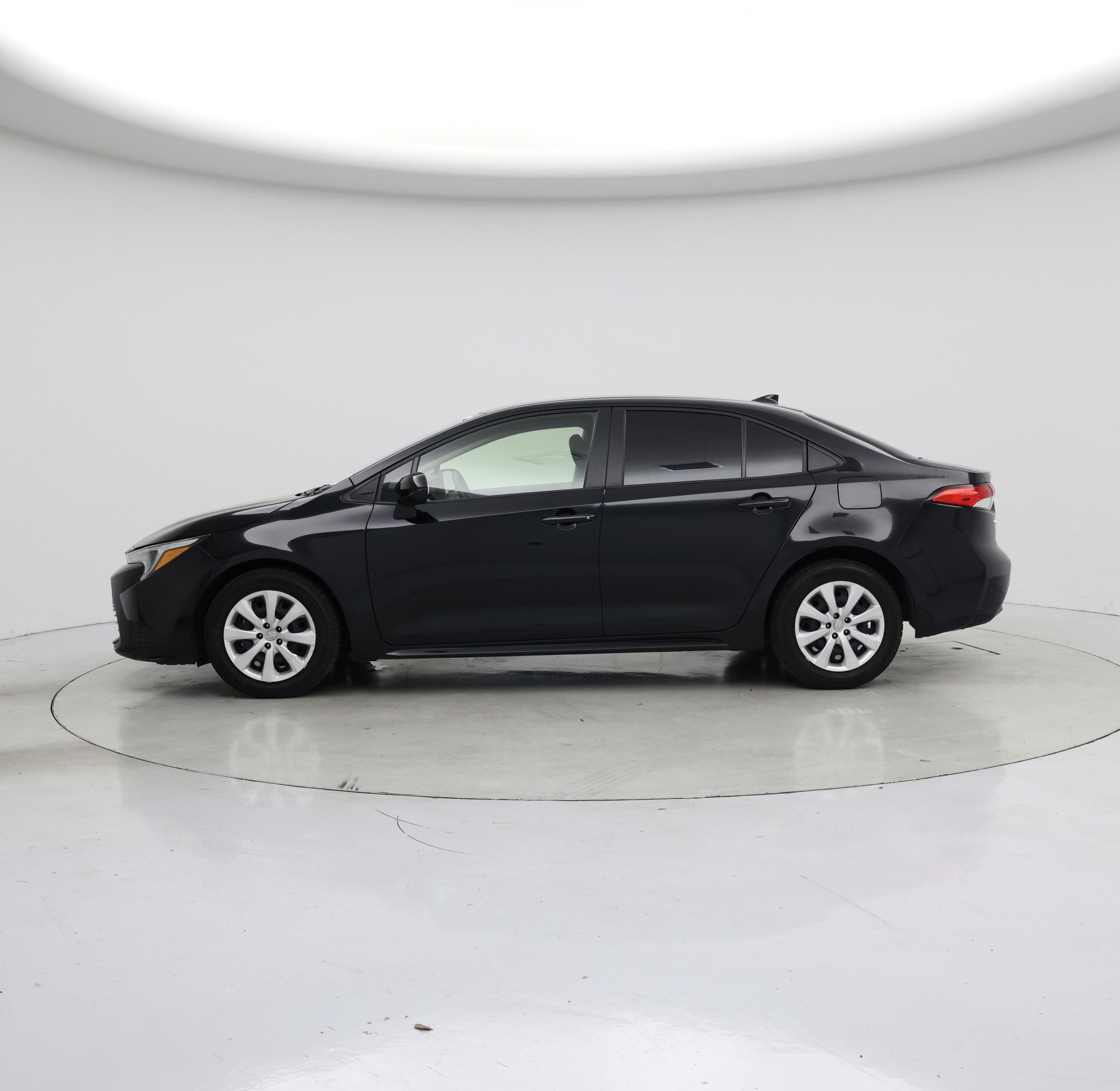 Thumbnail: 2024 Toyota Corolla - 3