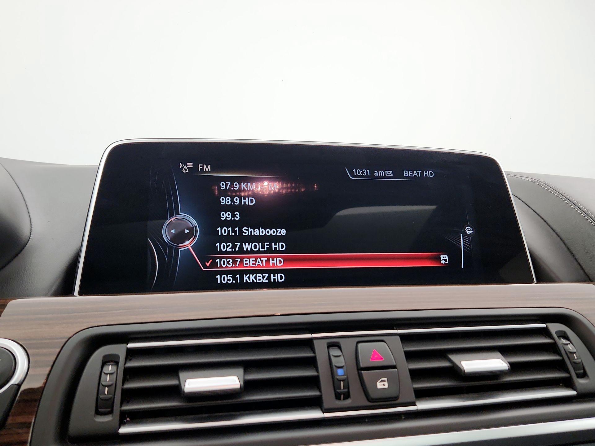 Thumbnail: 2016 BMW 6 Series - 16