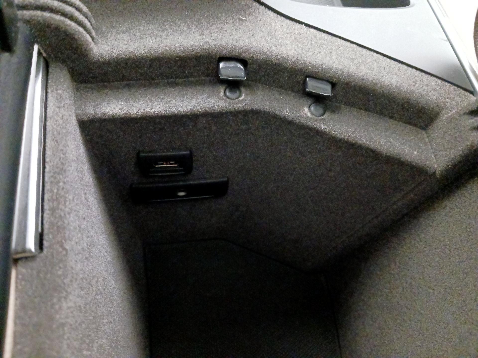 Thumbnail: 2014 Mercedes-Benz M-Class - 17