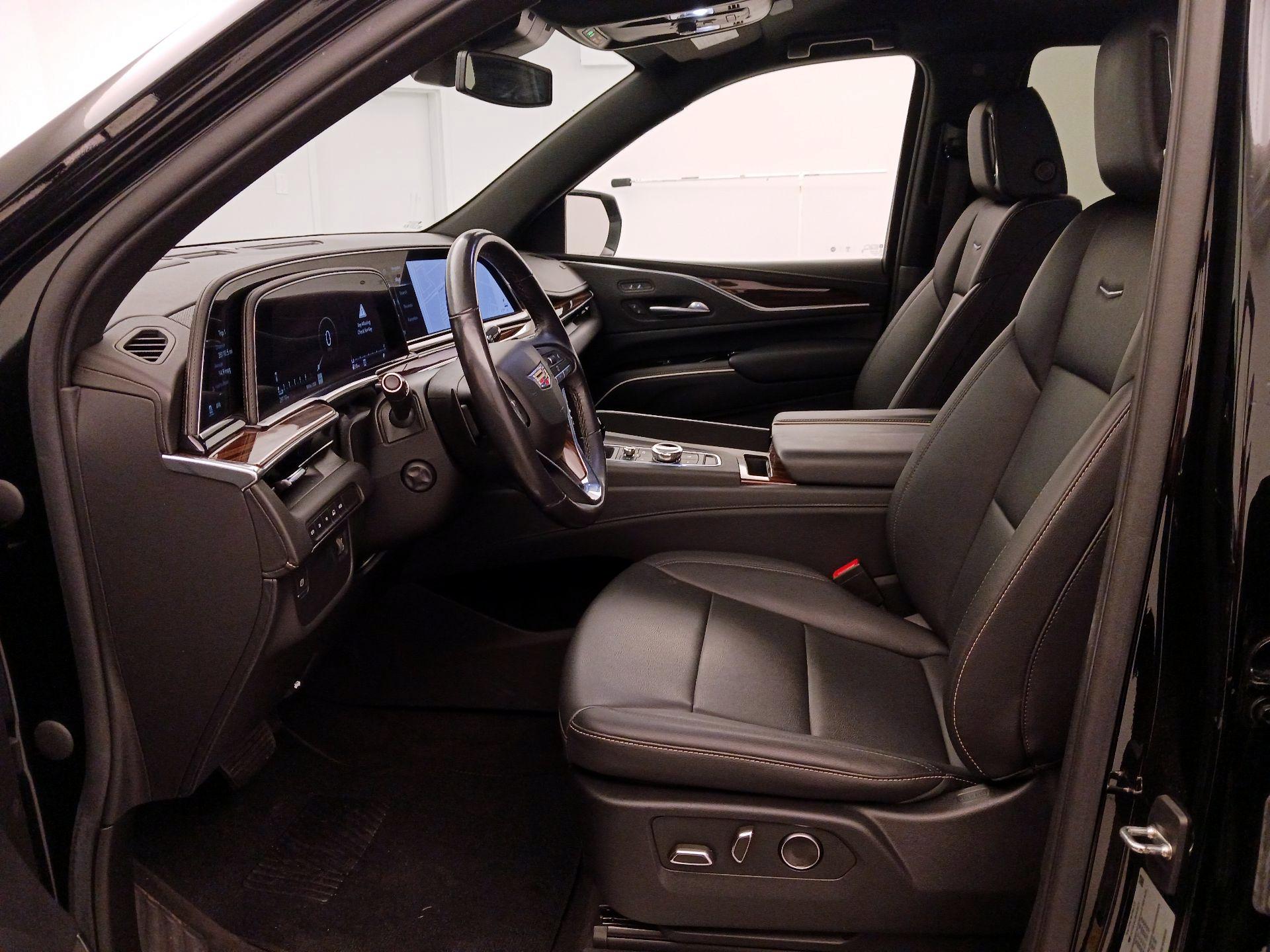Thumbnail: 2022 Cadillac Escalade - 11
