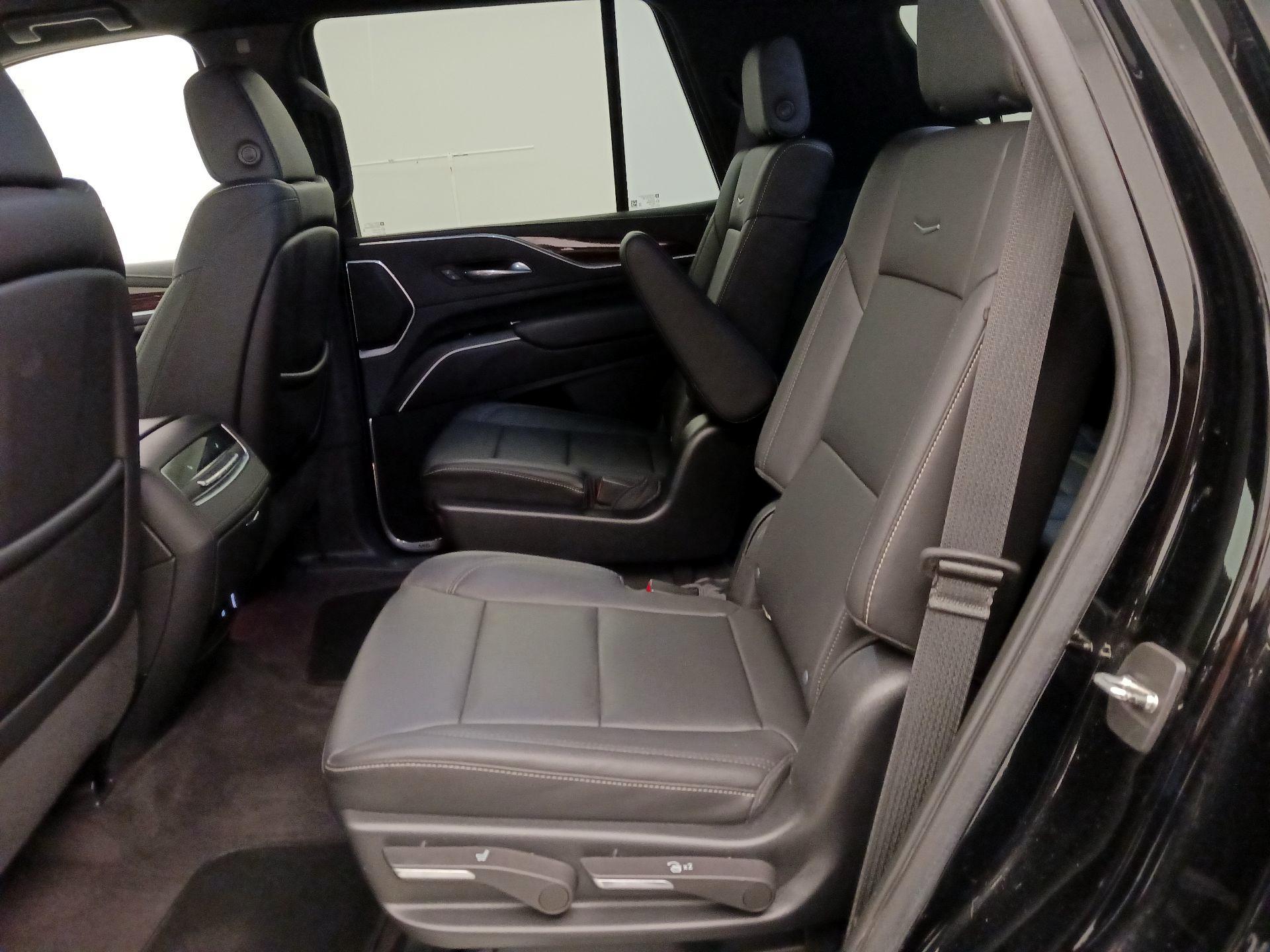 Thumbnail: 2022 Cadillac Escalade - 20