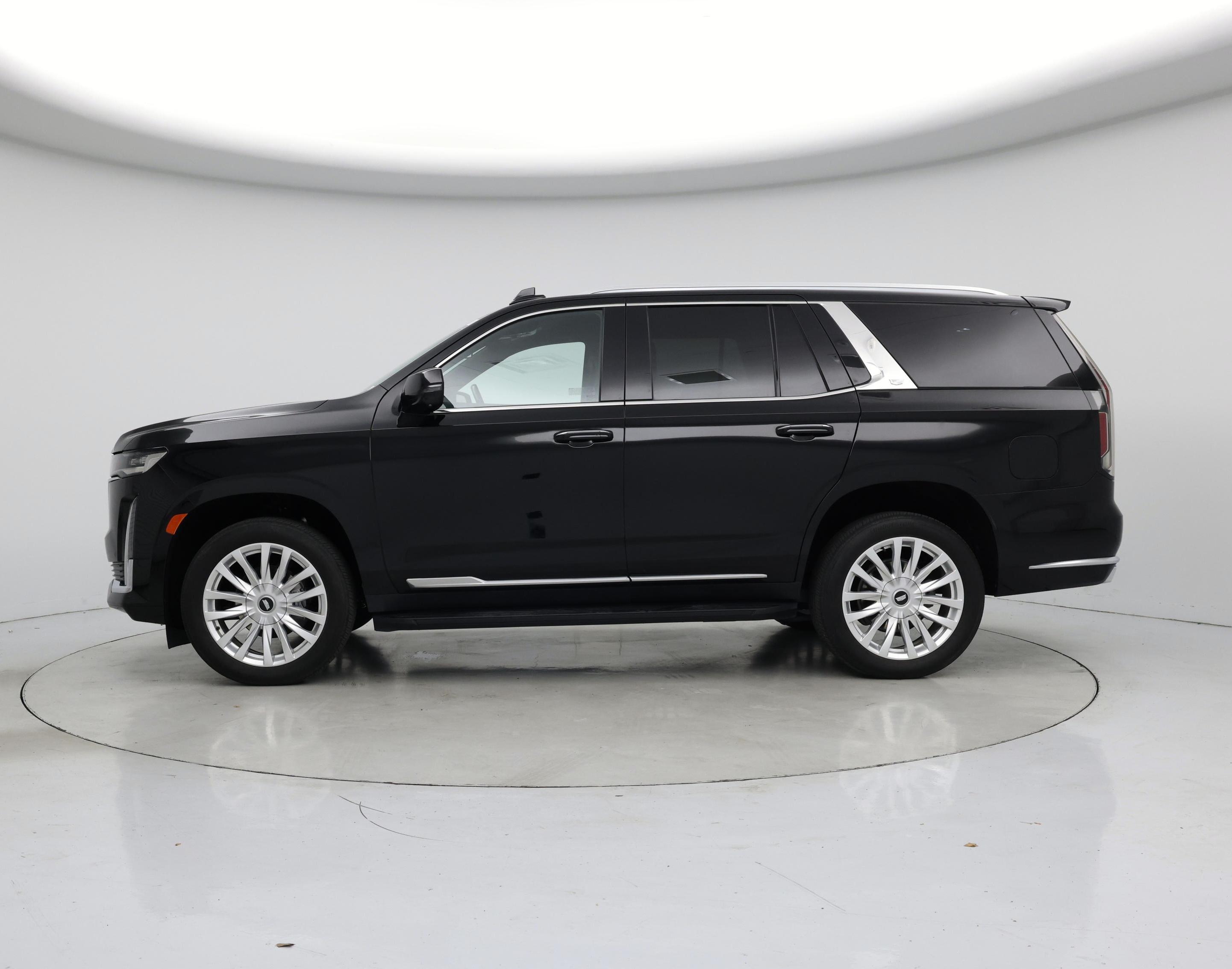 Thumbnail: 2022 Cadillac Escalade - 3