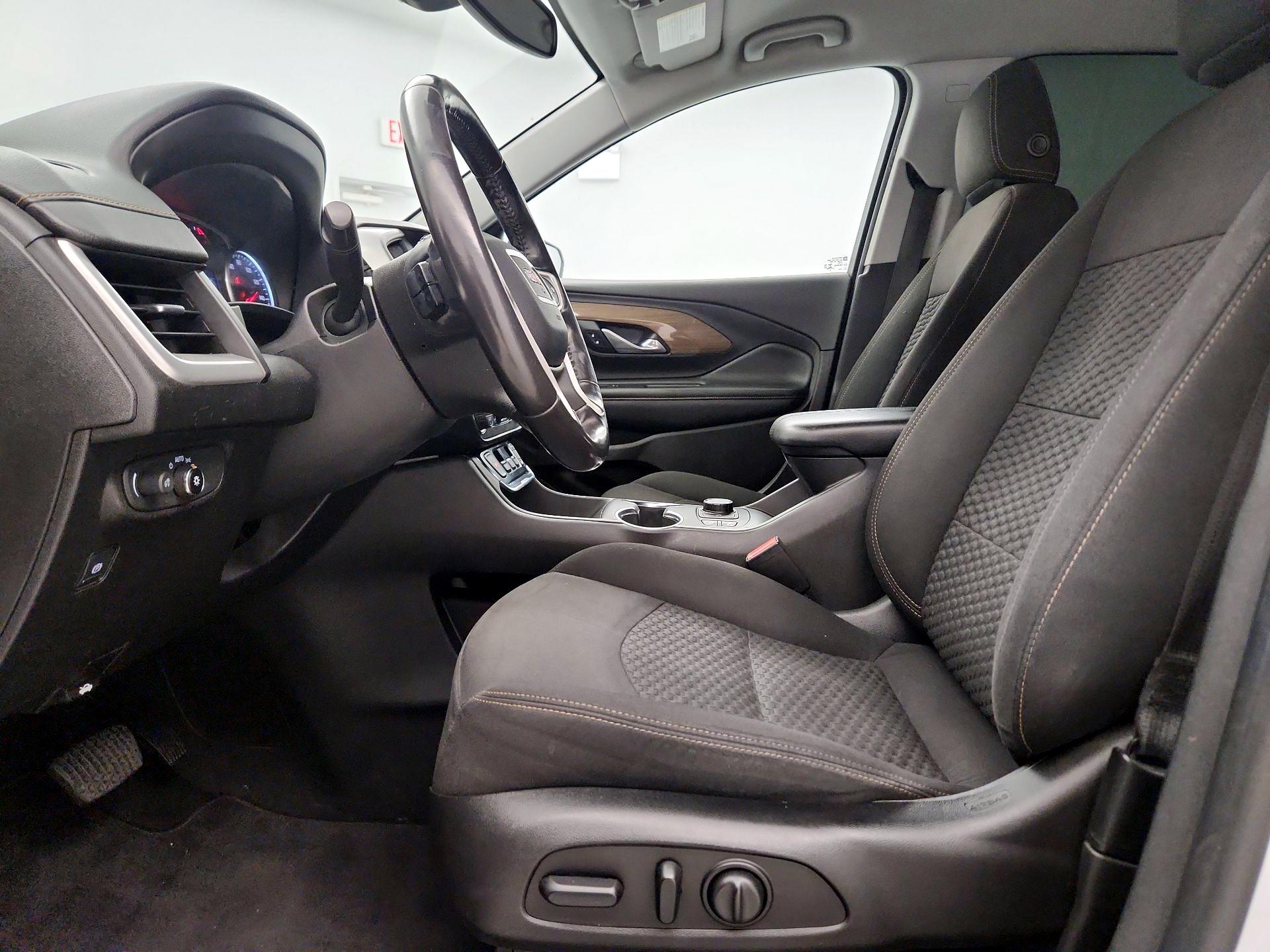 Thumbnail: 2019 GMC Terrain - 11