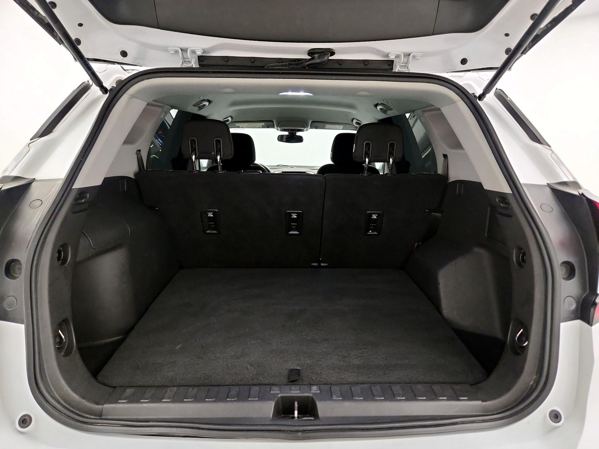 Thumbnail: 2019 GMC Terrain - 20