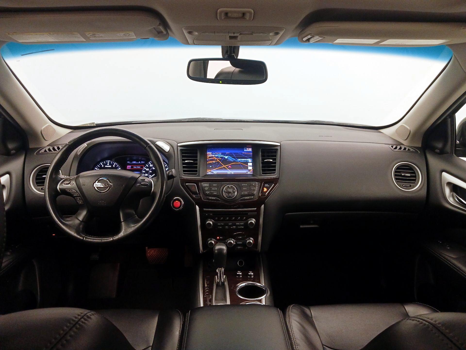 Thumbnail: 2015 Nissan Pathfinder - 9