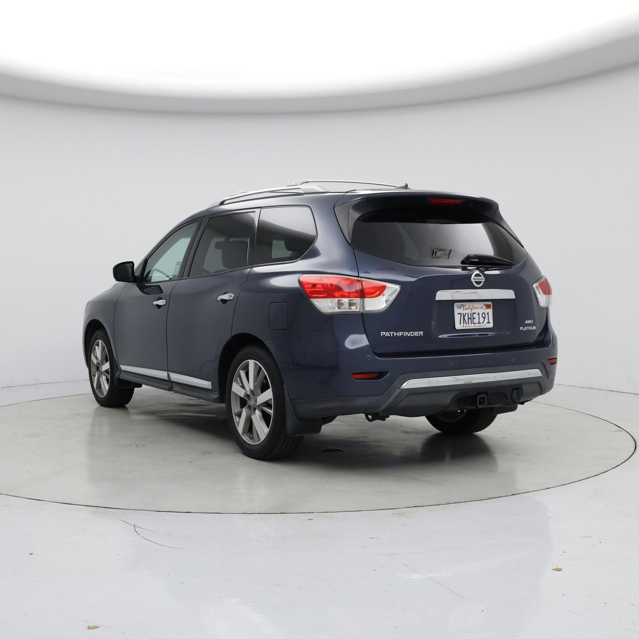 Thumbnail: 2015 Nissan Pathfinder - 2