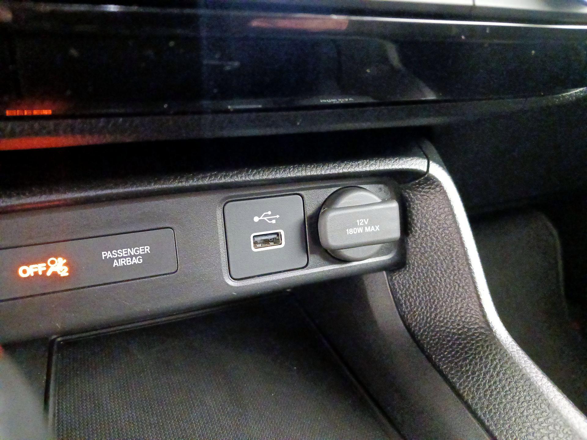 Thumbnail: 2024 Honda Civic - 18