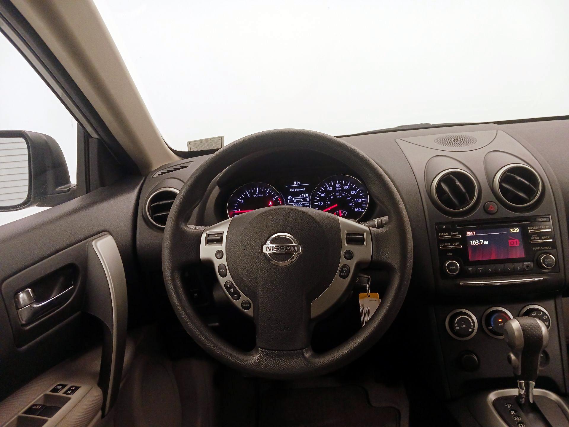 Thumbnail: 2015 Nissan Rogue - 10
