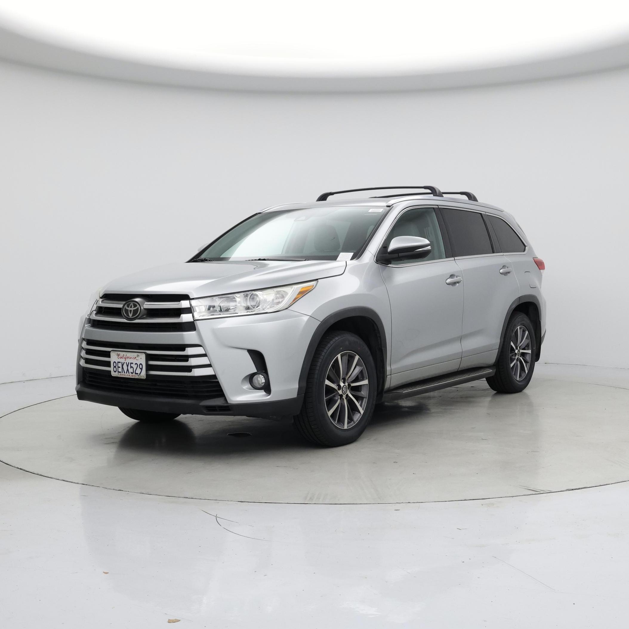Thumbnail: 2018 Toyota Highlander - 4