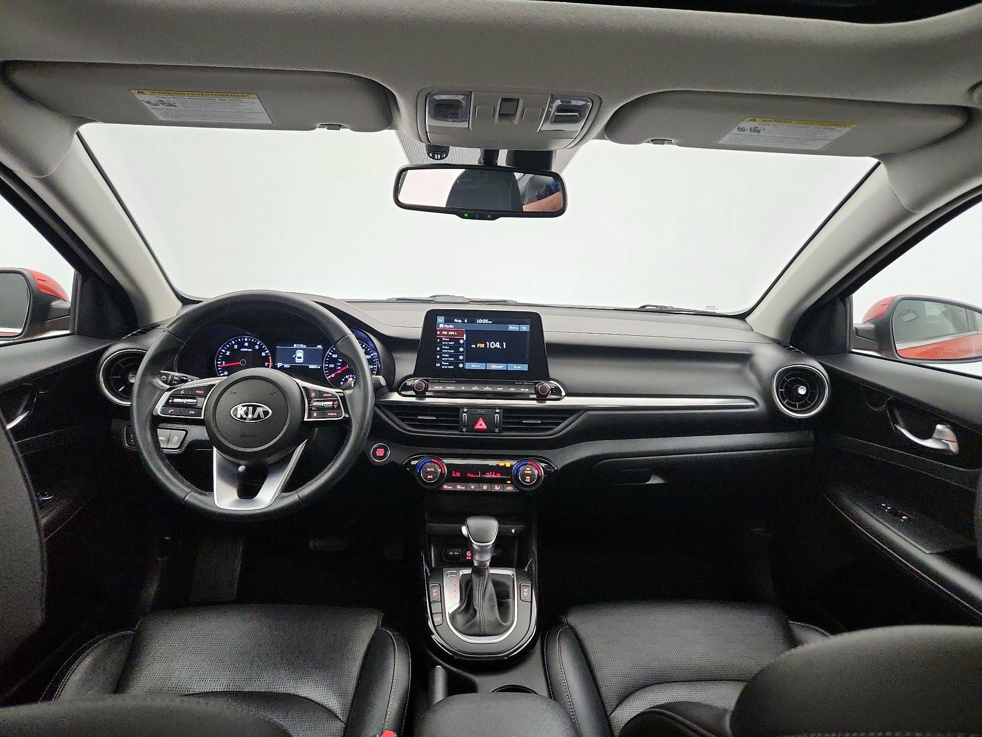 Thumbnail: 2019 Kia Forte - 9