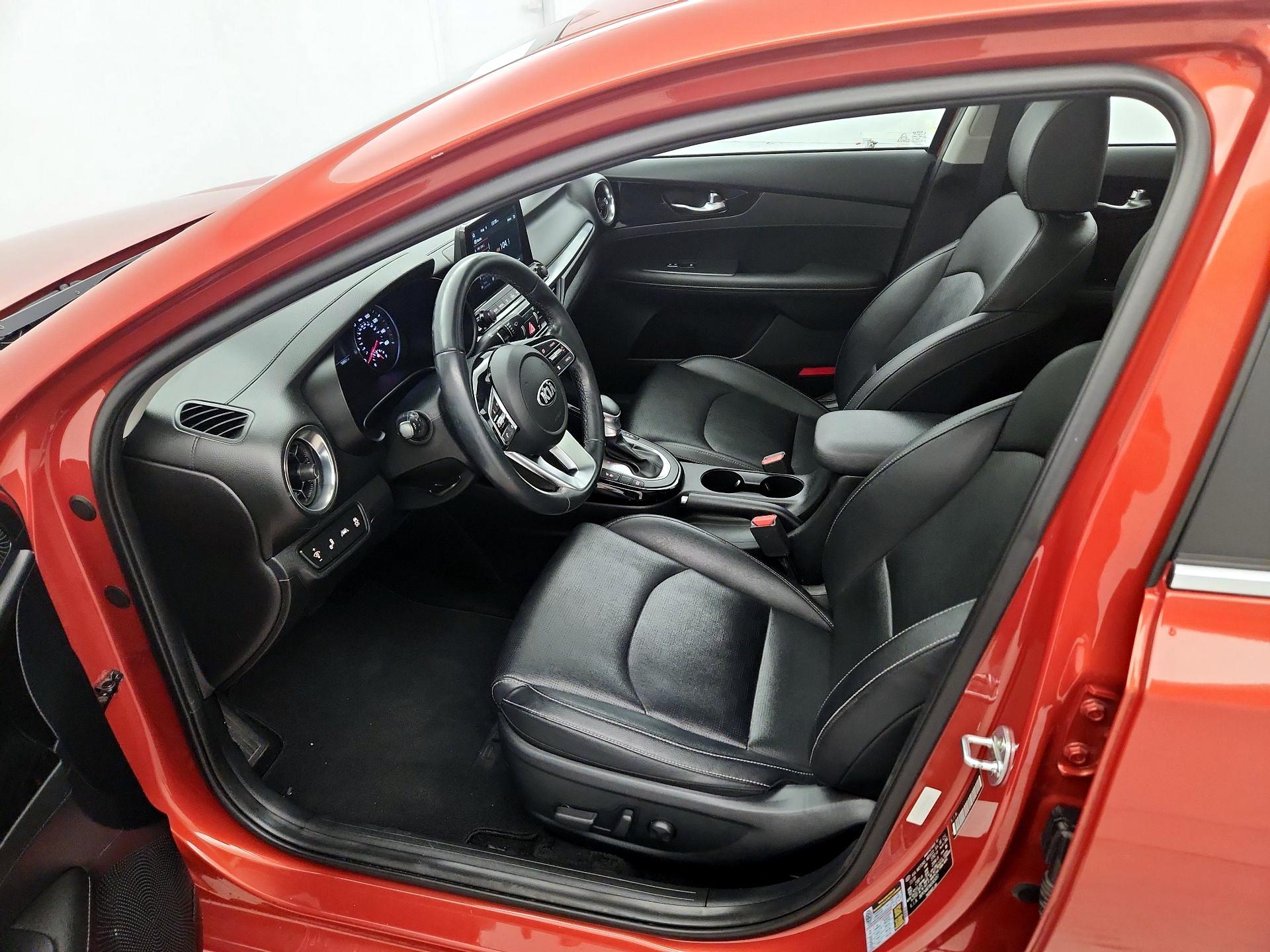 Thumbnail: 2019 Kia Forte - 11
