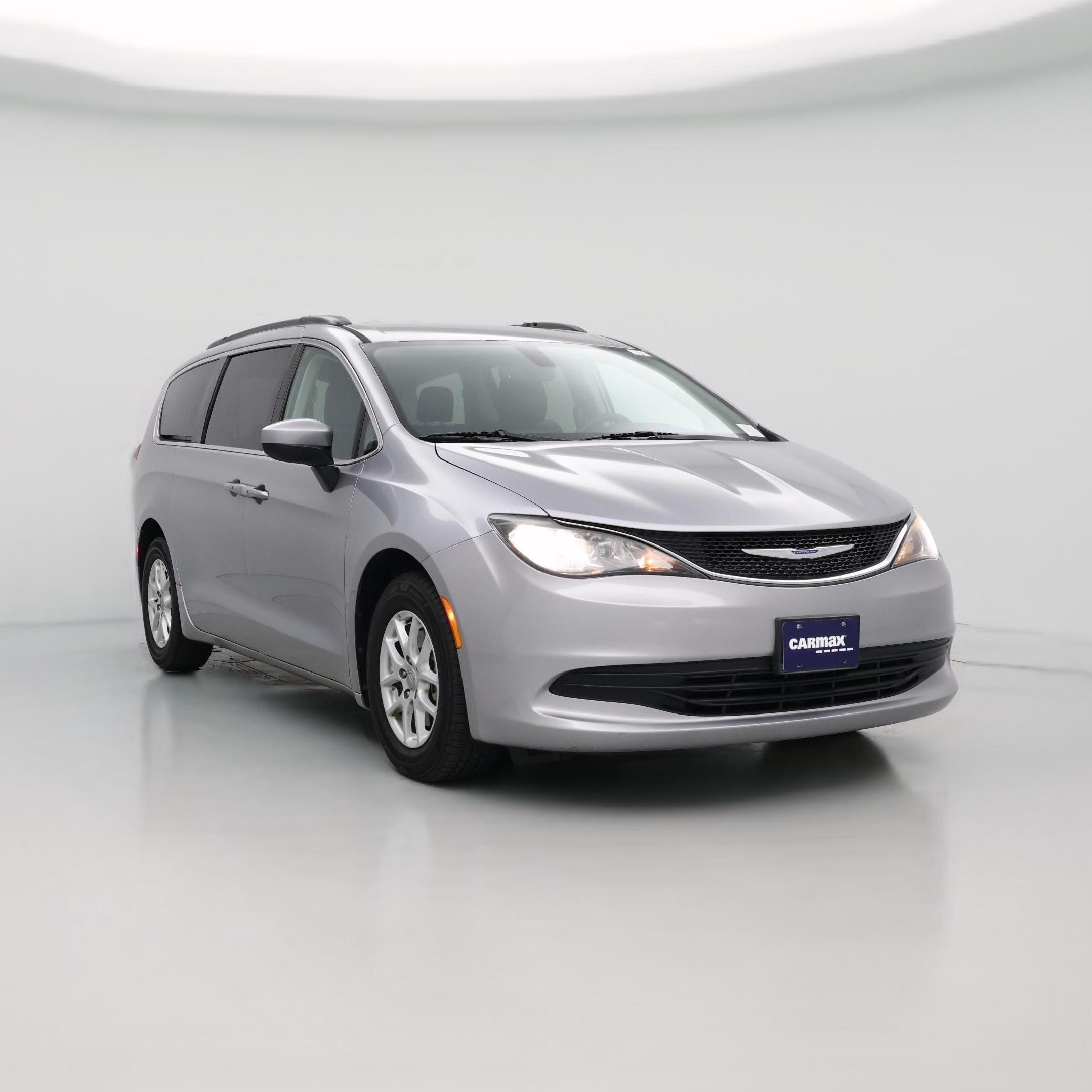 Thumbnail: 2020 Chrysler Voyager - 1