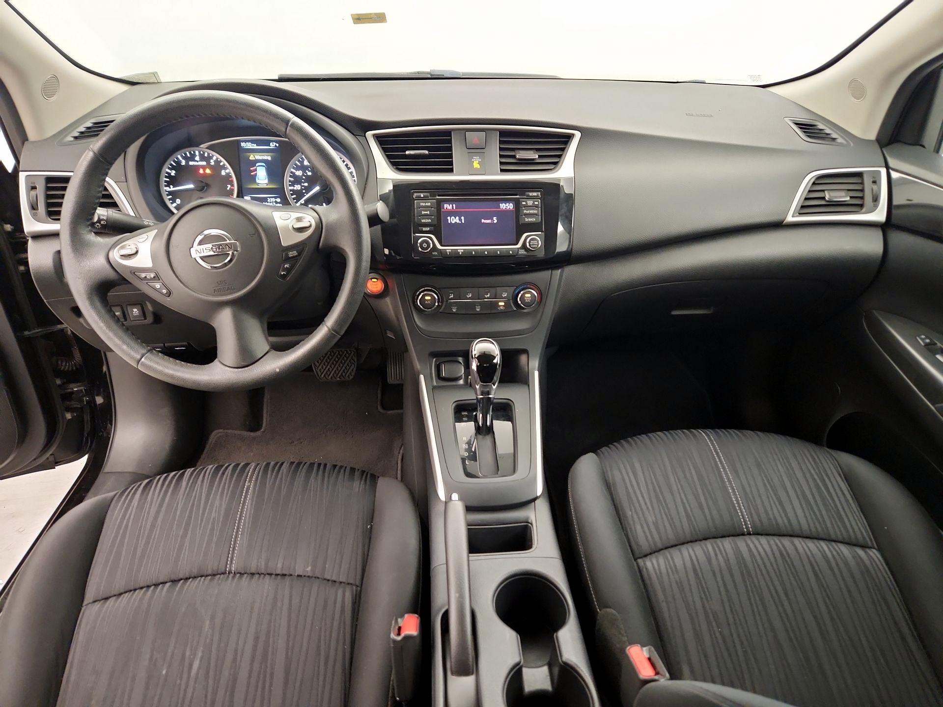 Thumbnail: 2017 Nissan Sentra - 9