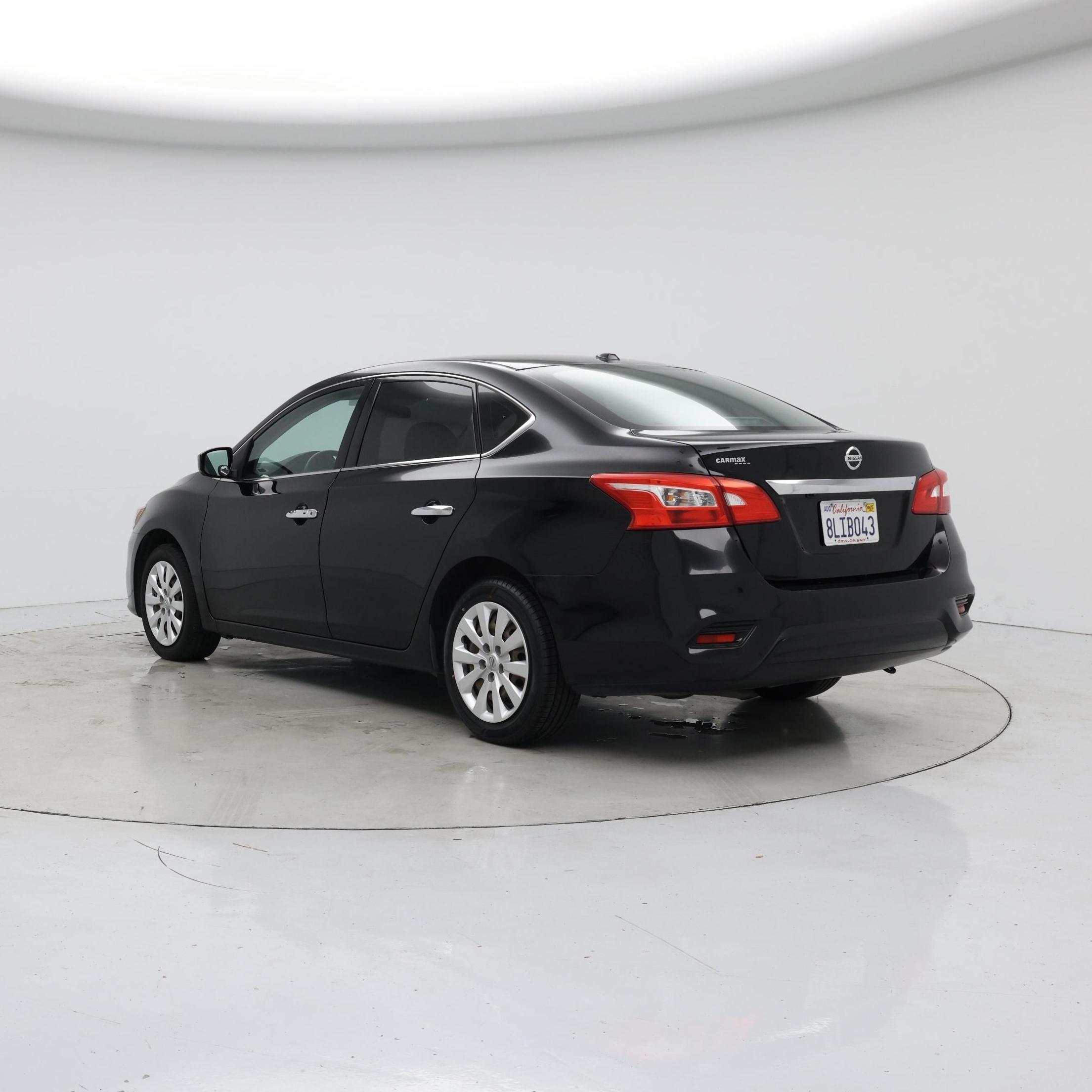 Thumbnail: 2017 Nissan Sentra - 2