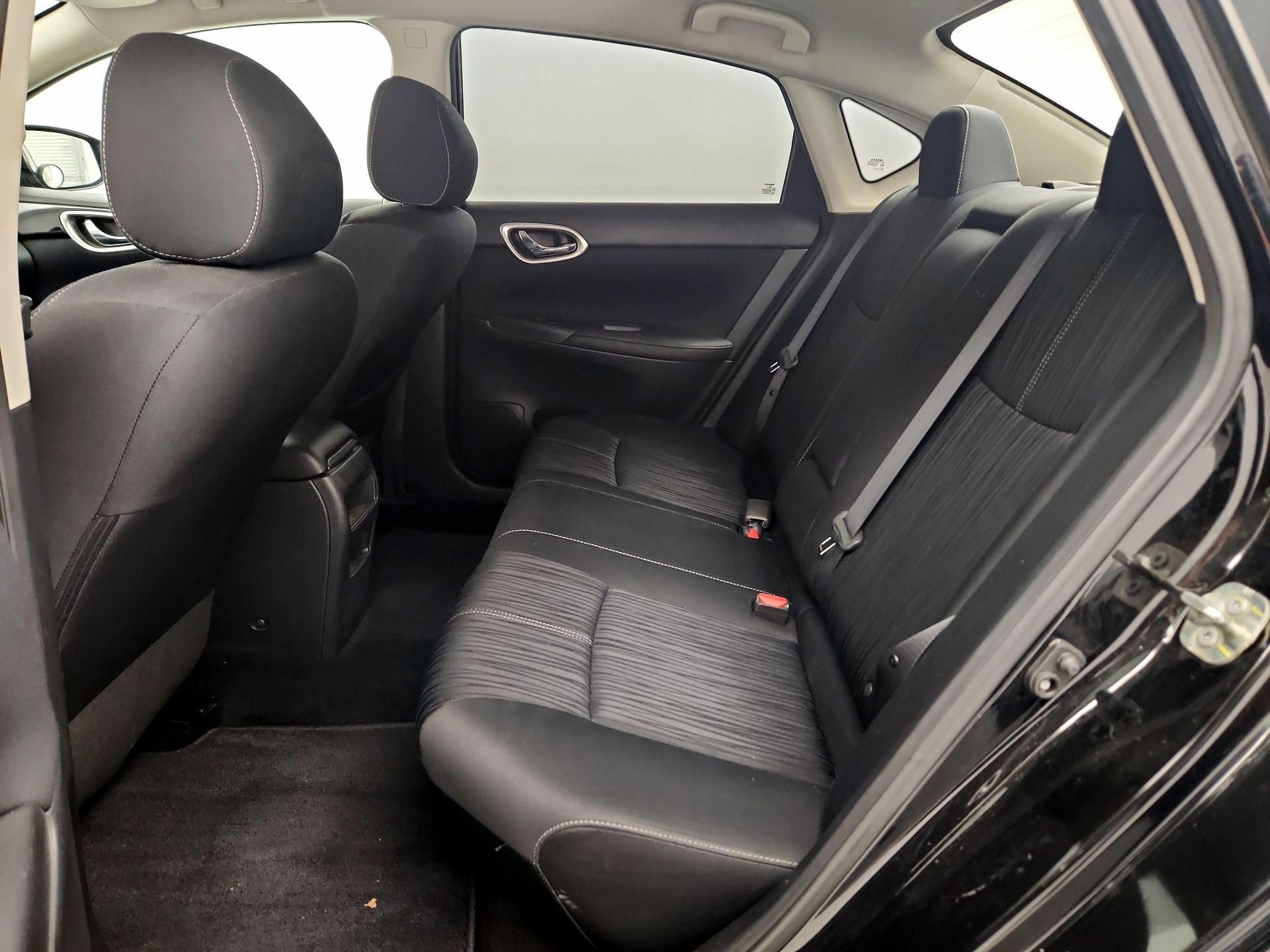 Thumbnail: 2017 Nissan Sentra - 19