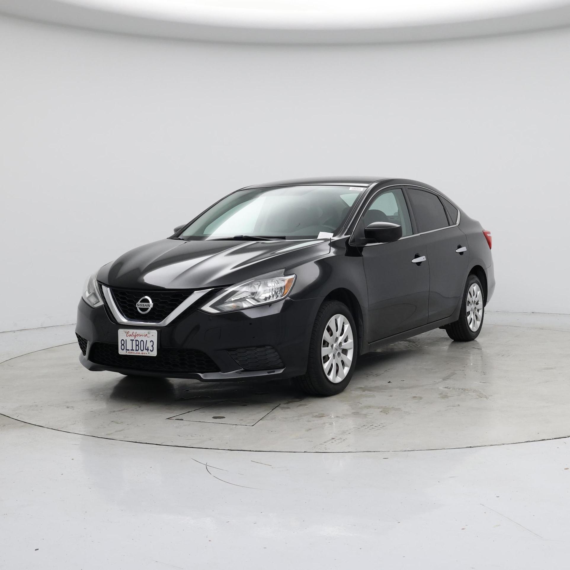 Thumbnail: 2017 Nissan Sentra - 4