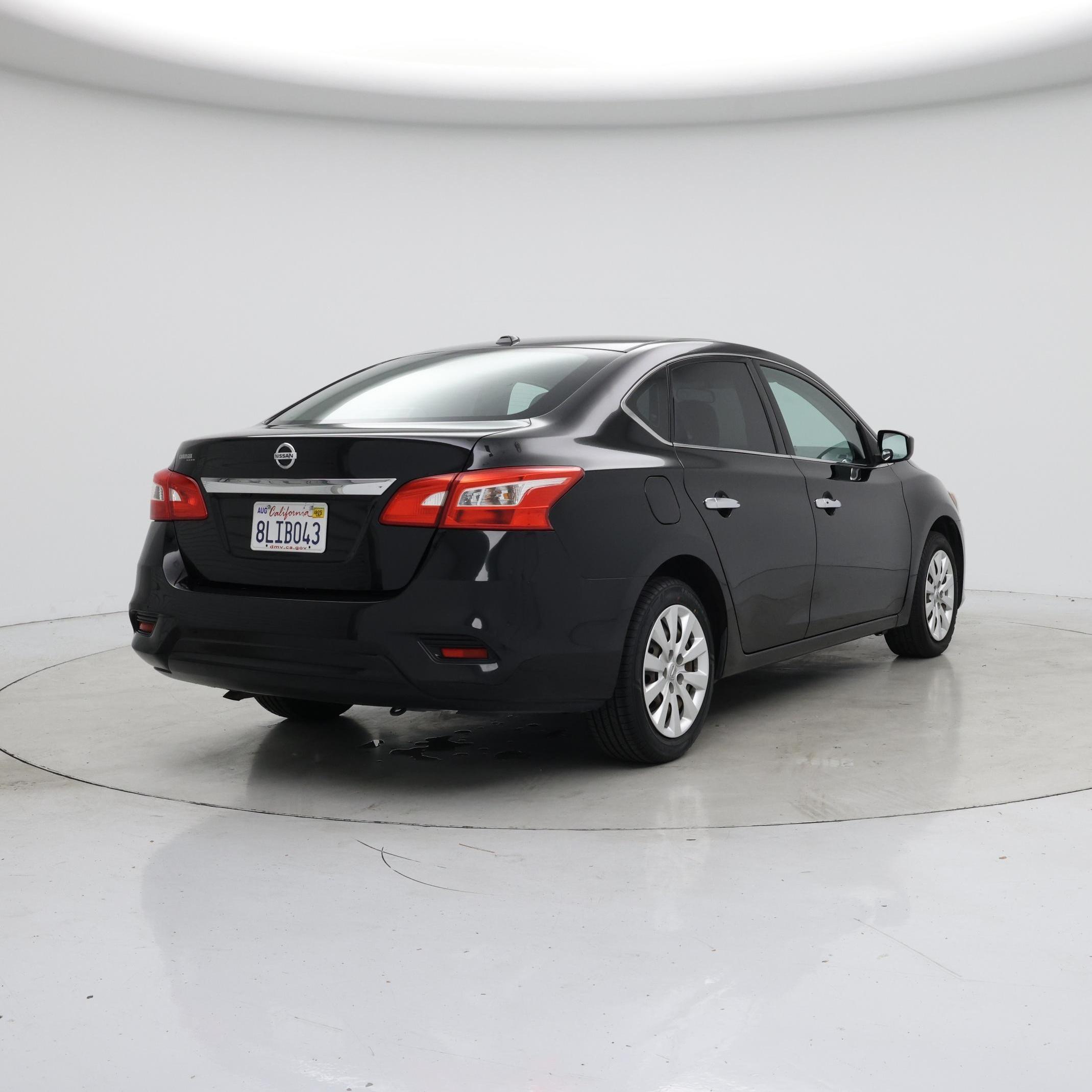 Thumbnail: 2017 Nissan Sentra - 8