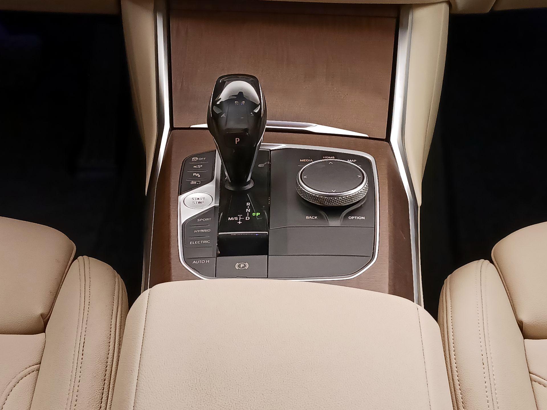 Thumbnail: 2021 BMW 3 Series - 18