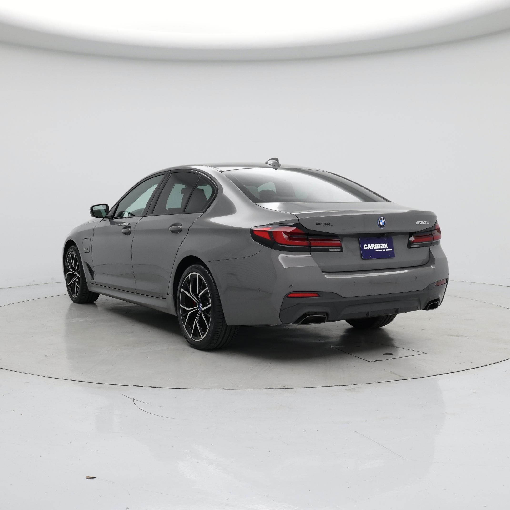 Thumbnail: 2022 BMW 5 Series - 2