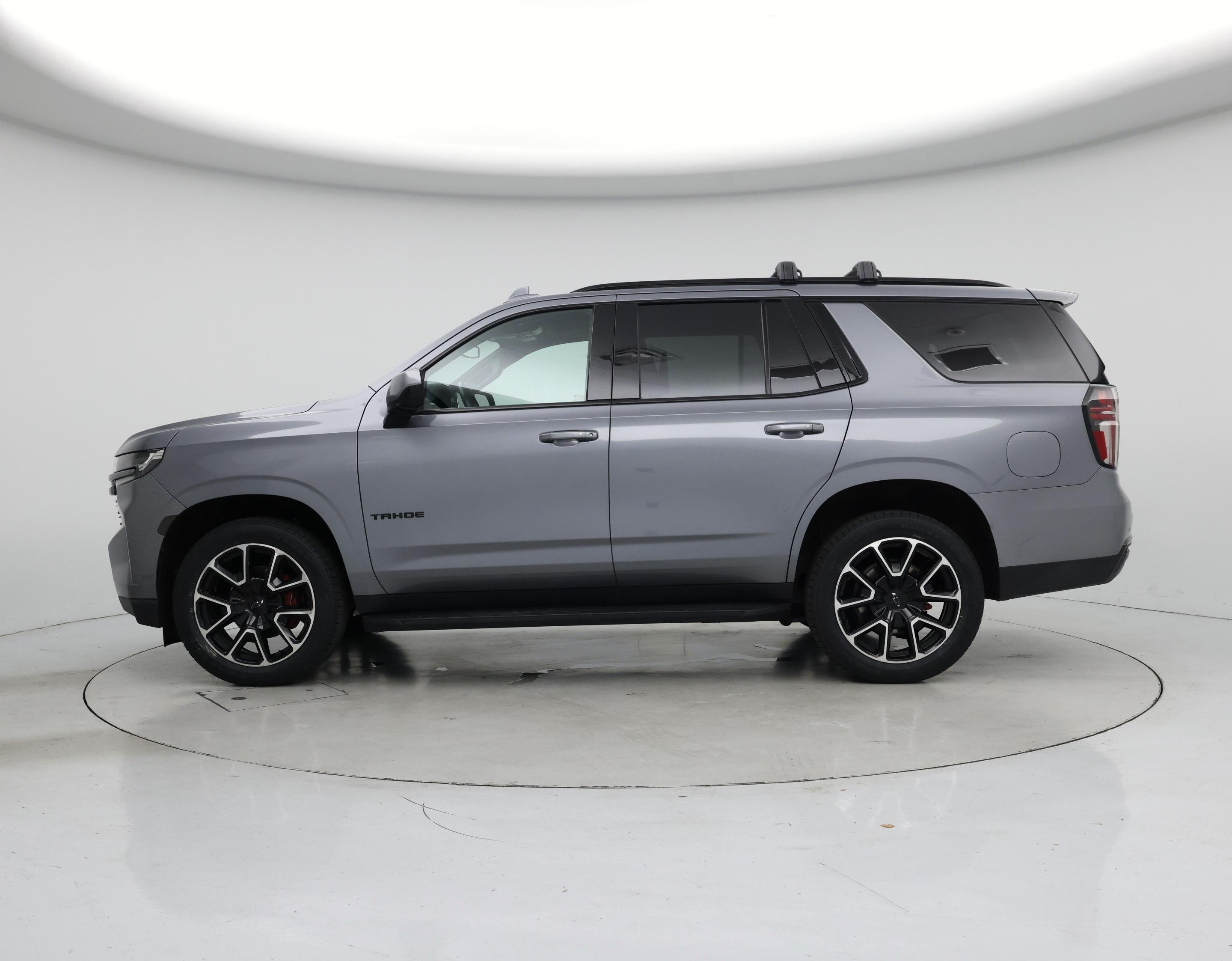 Thumbnail: 2021 Chevrolet Tahoe - 3