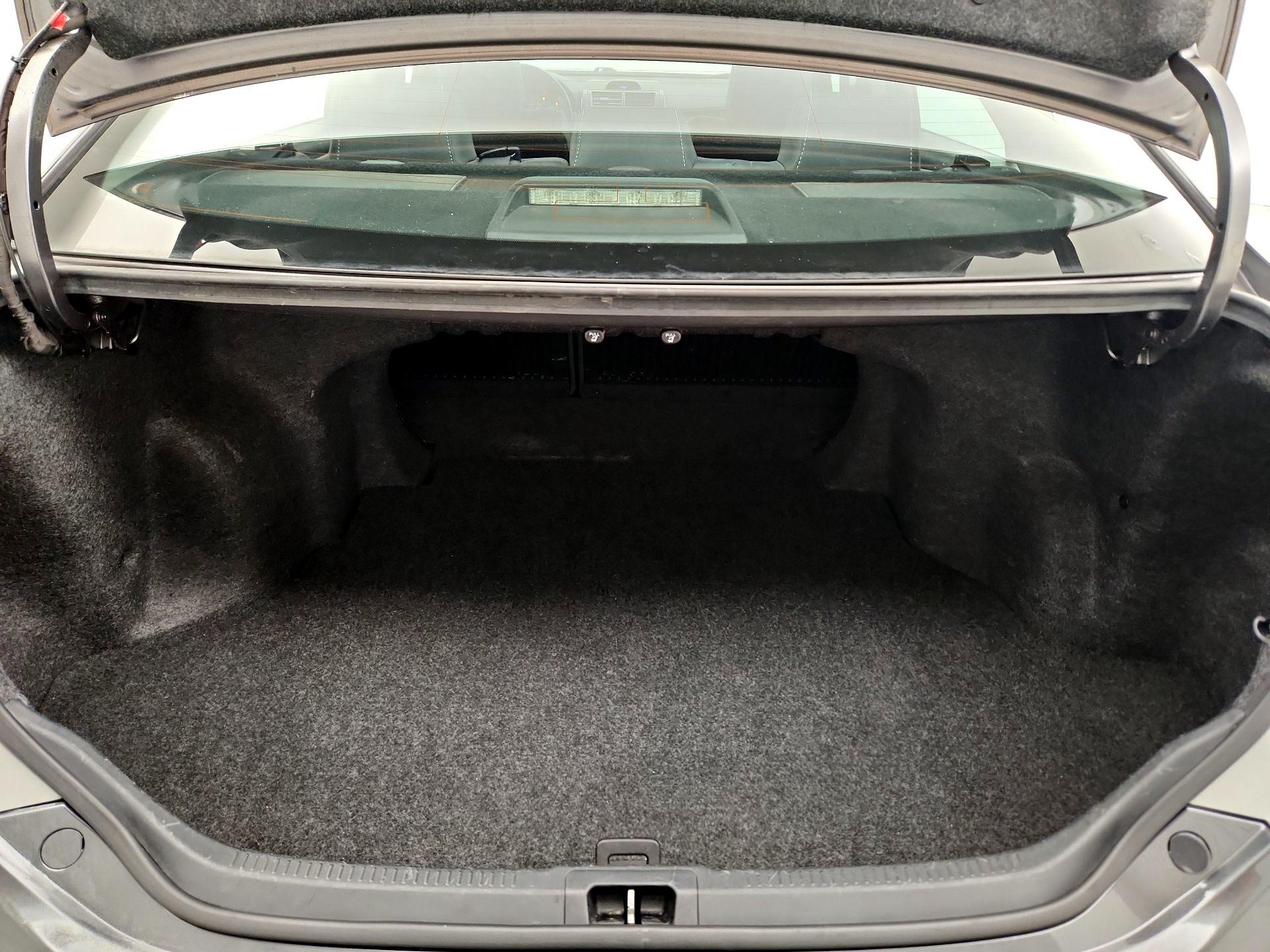 Thumbnail: 2014 Toyota Camry - 19