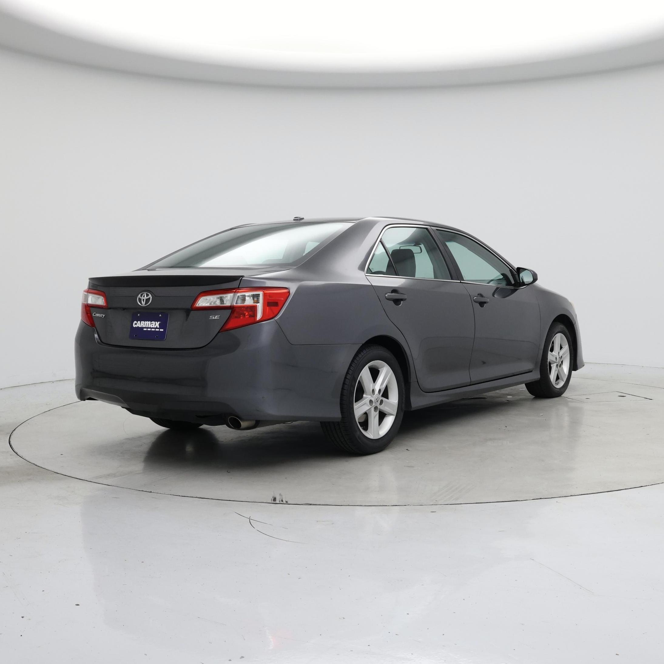 Thumbnail: 2014 Toyota Camry - 8