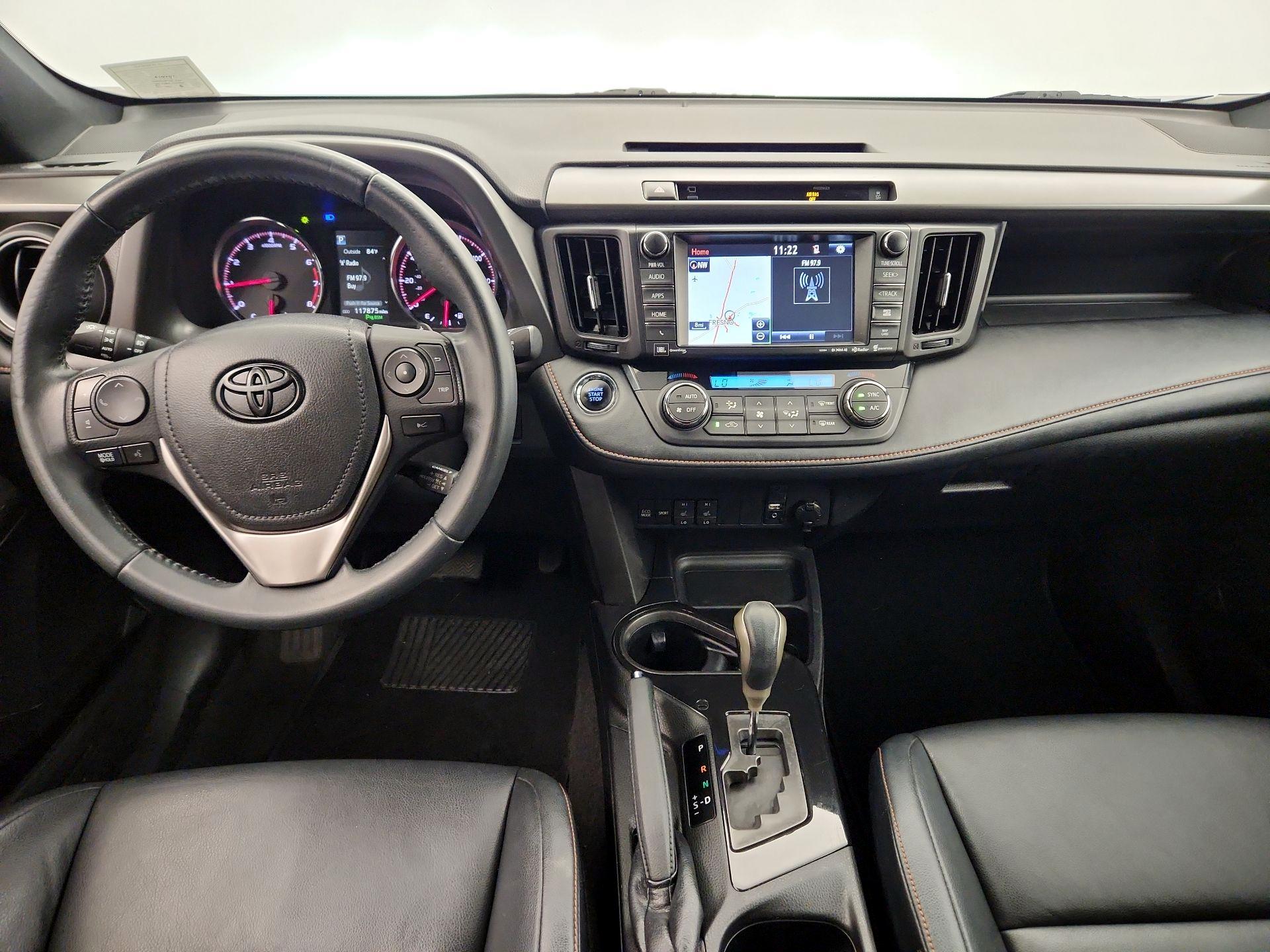 Thumbnail: 2016 Toyota RAV4 - 9