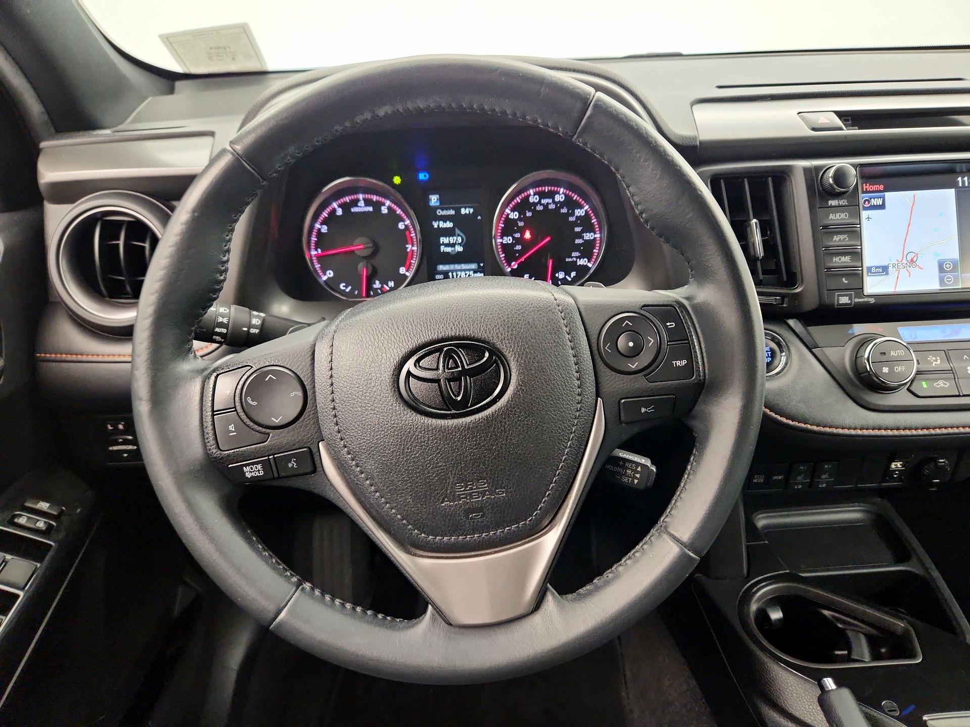 Thumbnail: 2016 Toyota RAV4 - 10