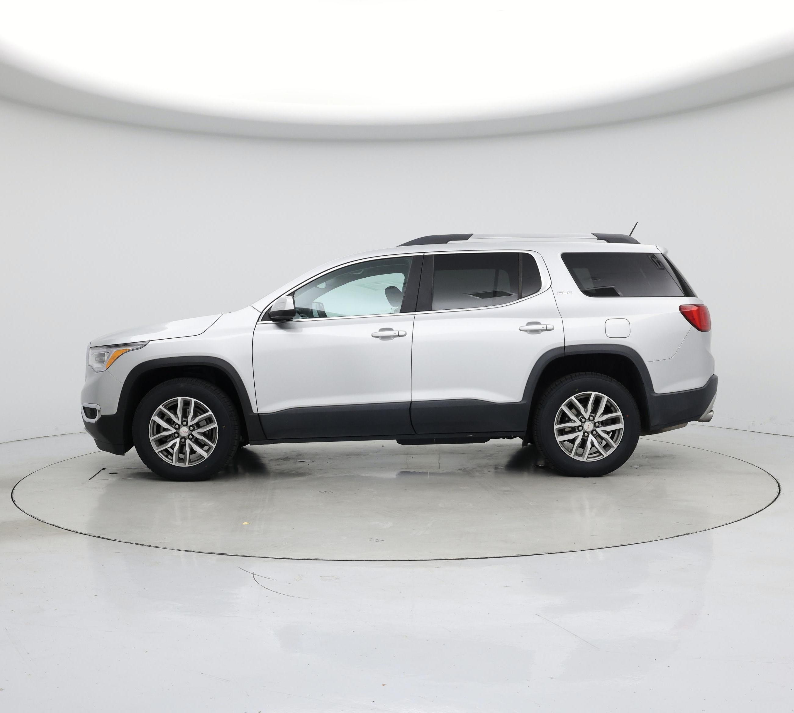 Thumbnail: 2017 GMC Acadia - 3
