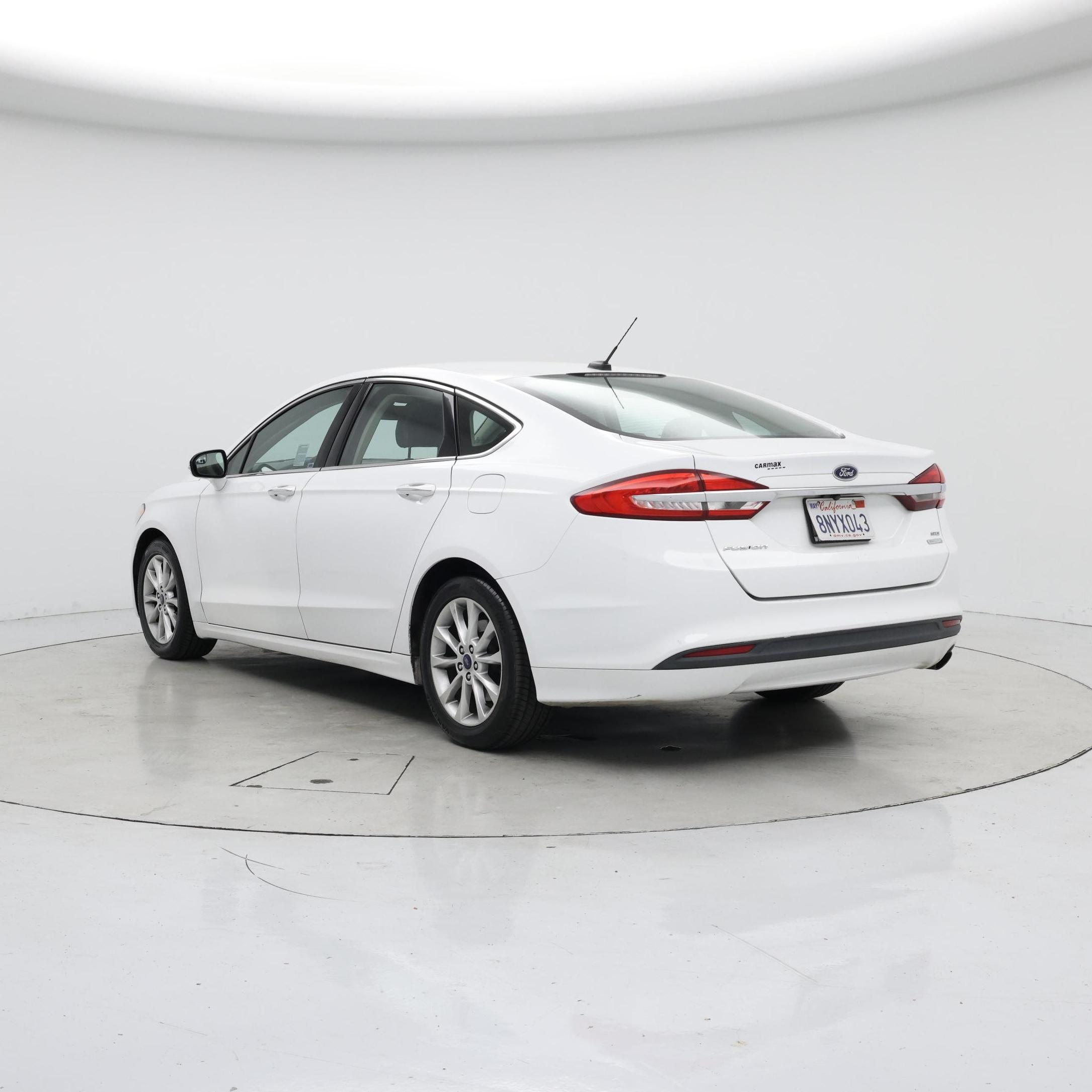 Thumbnail: 2017 Ford Fusion - 2