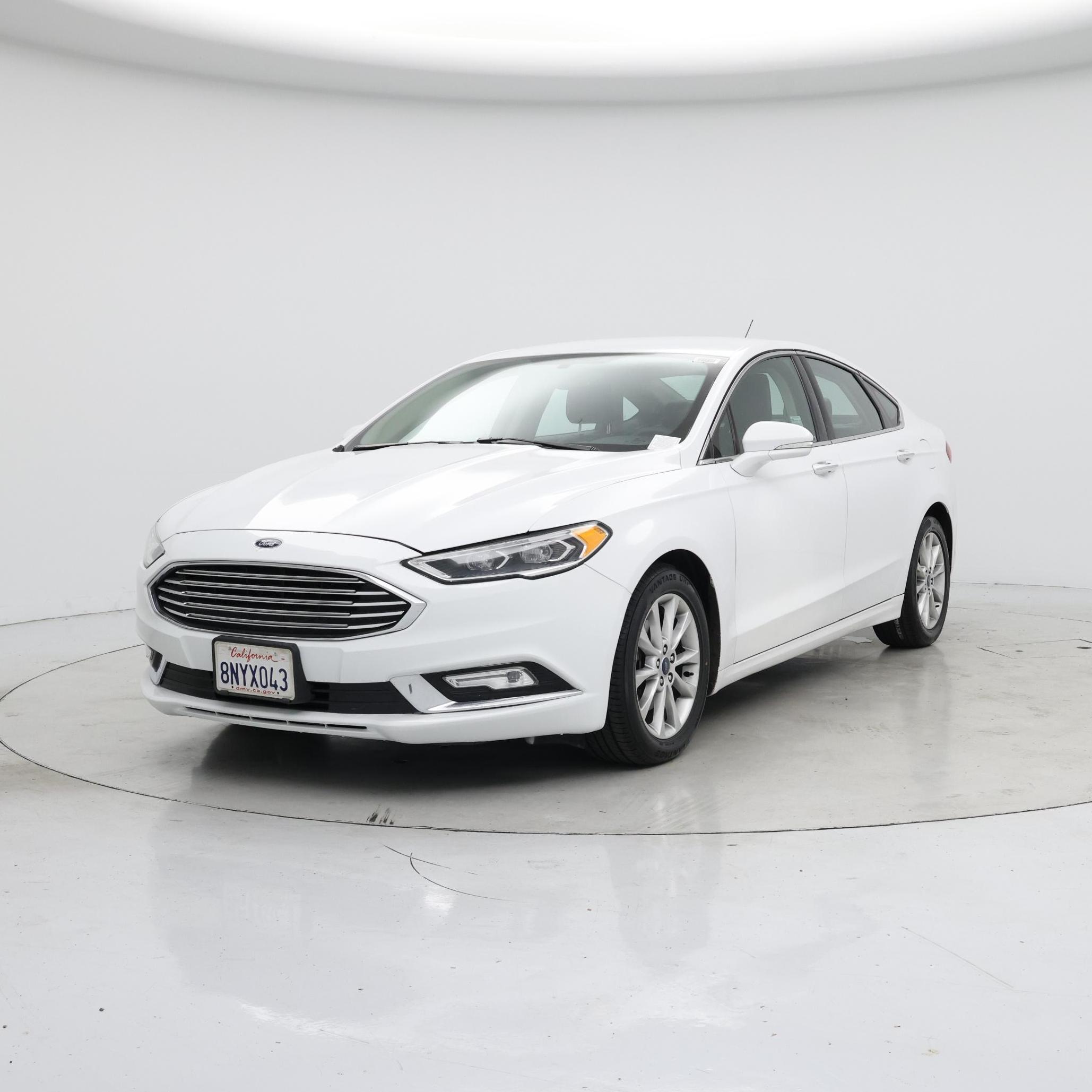 Thumbnail: 2017 Ford Fusion - 4