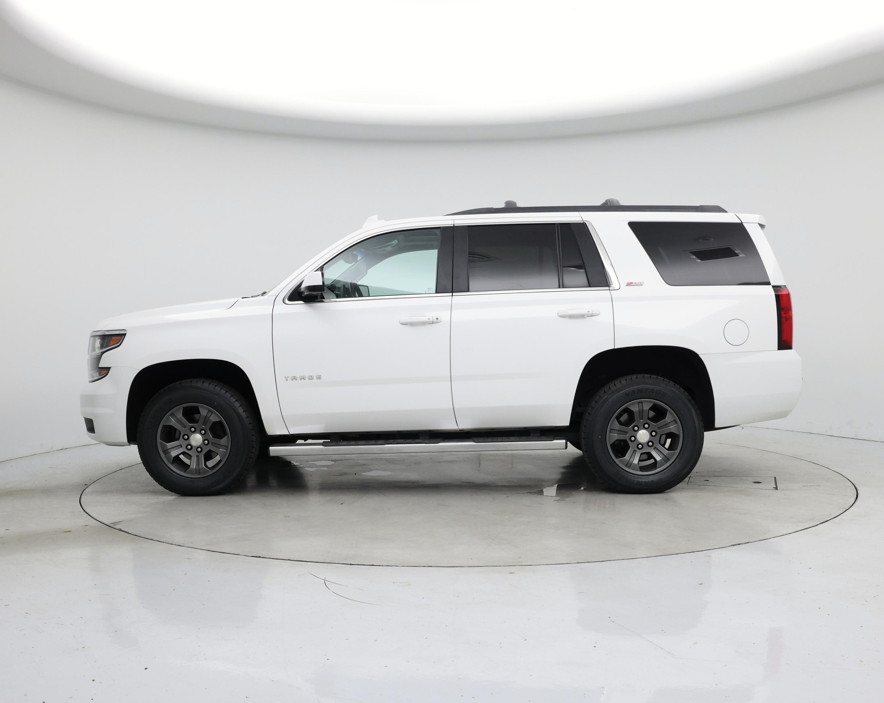 Thumbnail: 2015 Chevrolet Tahoe - 3