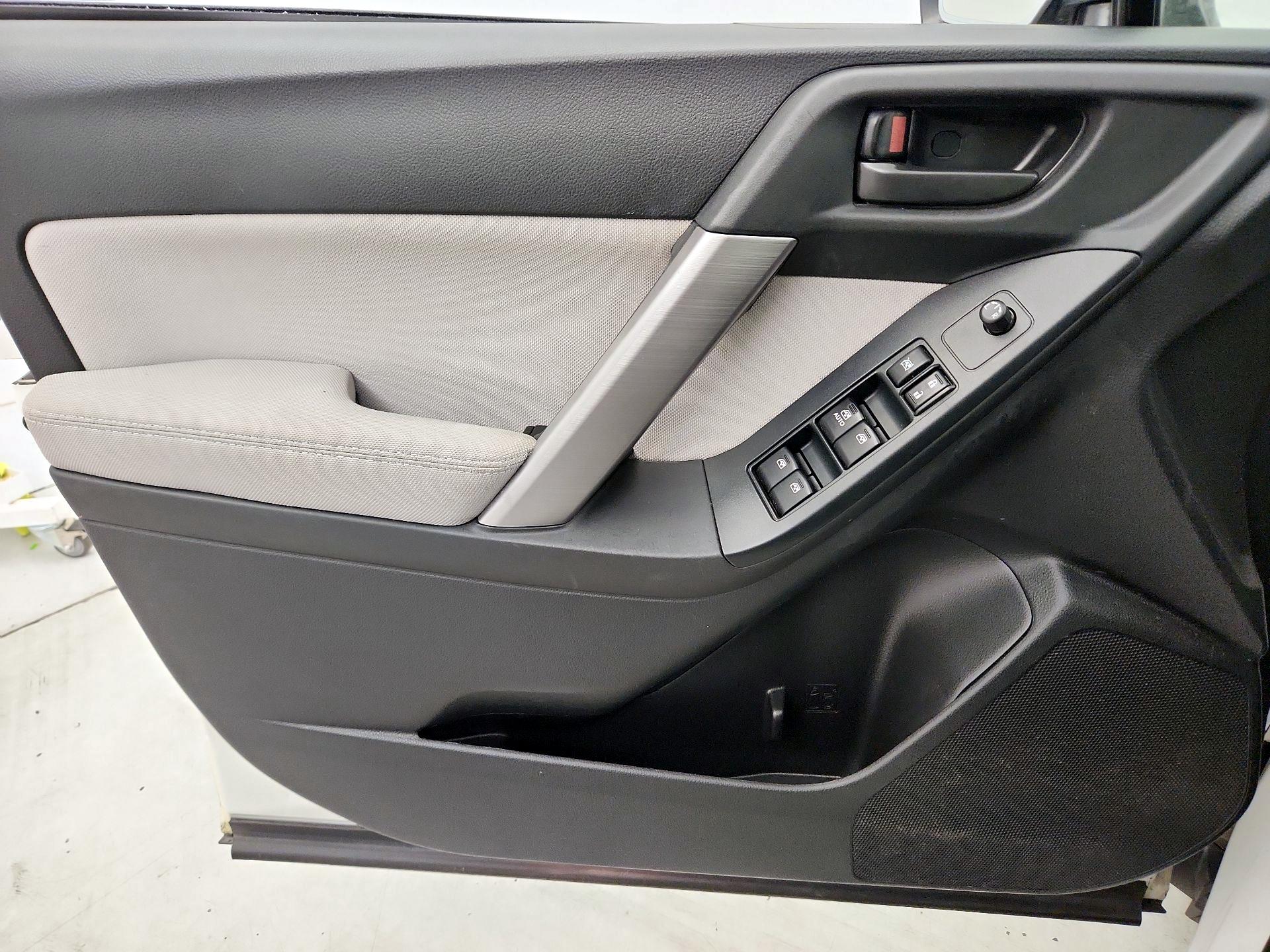 Thumbnail: 2014 Subaru Forester - 12