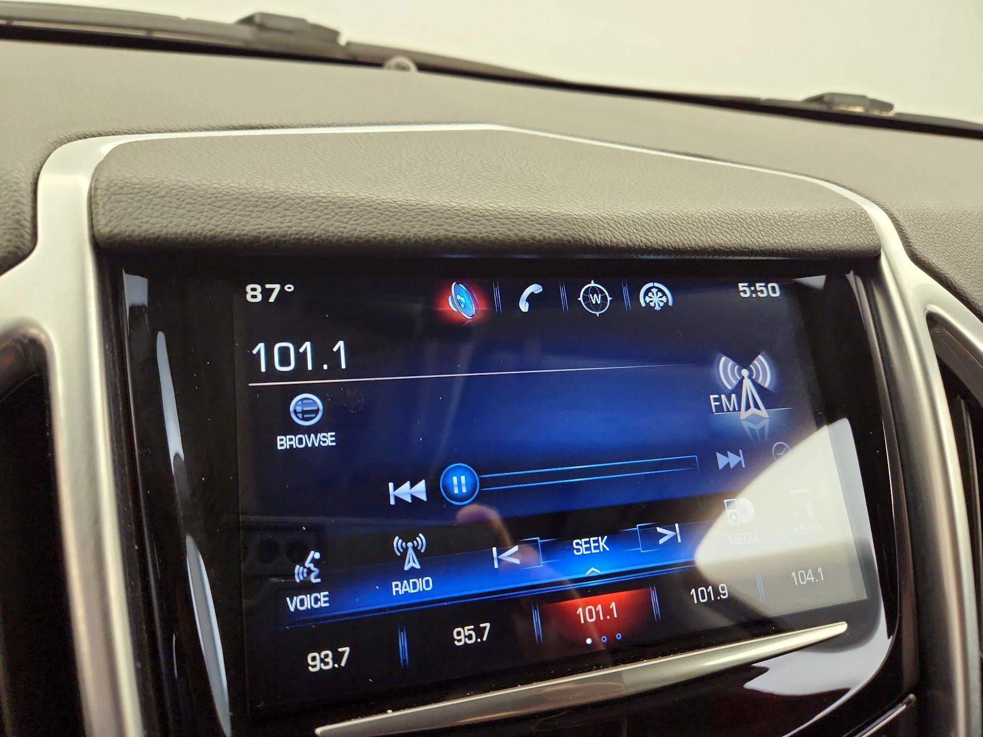 Thumbnail: 2015 Cadillac SRX - 16