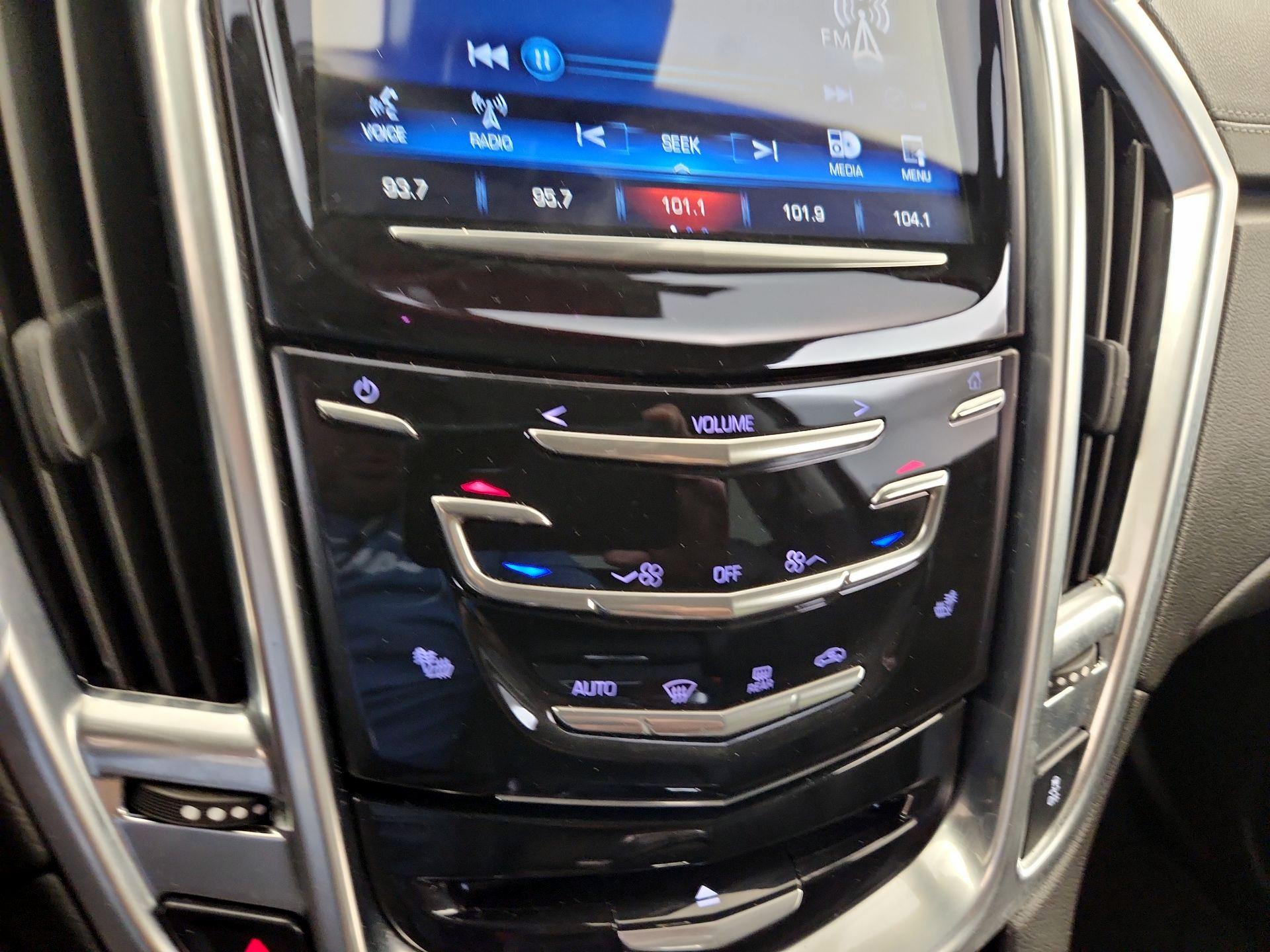 Thumbnail: 2015 Cadillac SRX - 17