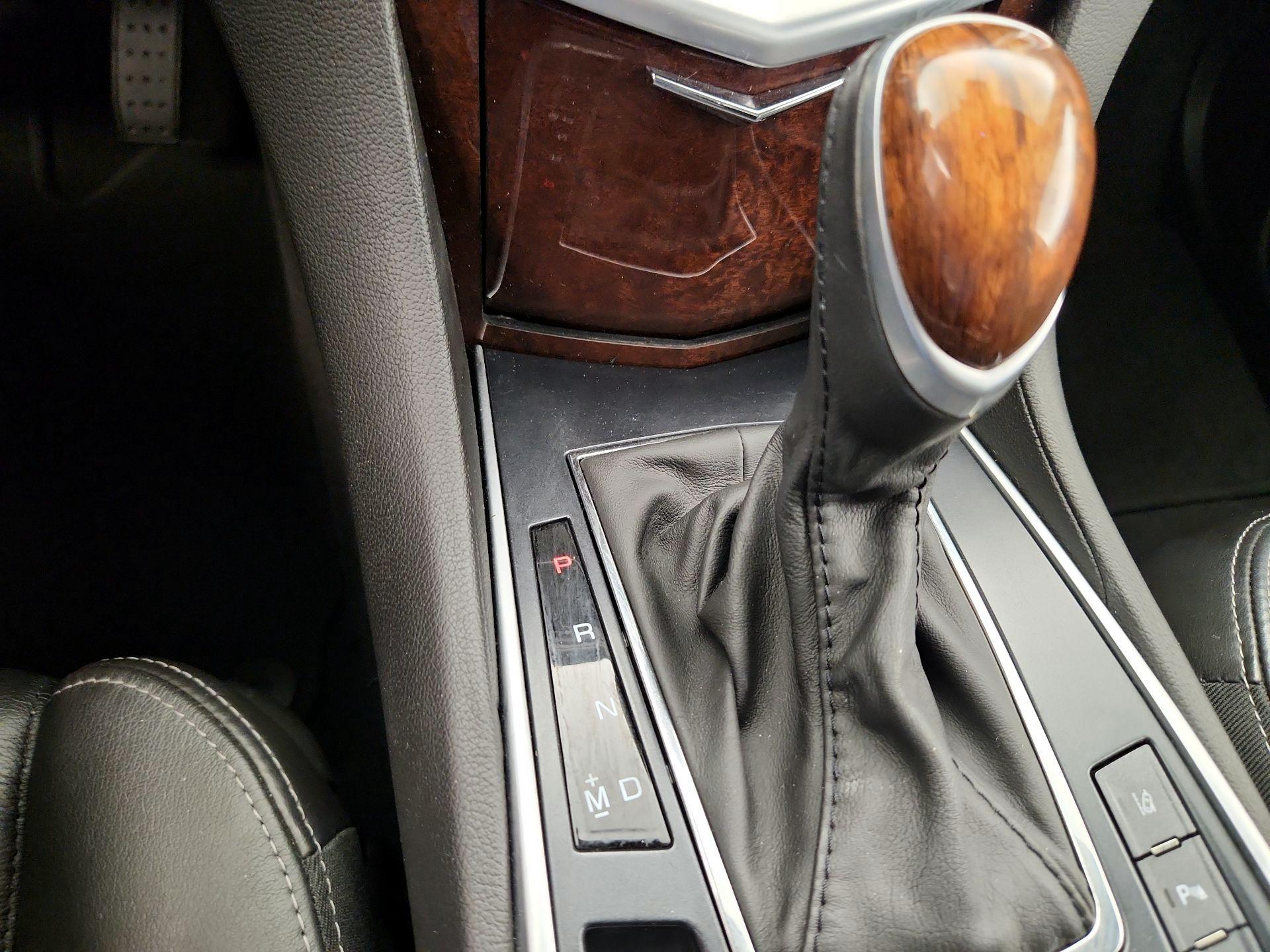 Thumbnail: 2015 Cadillac SRX - 18