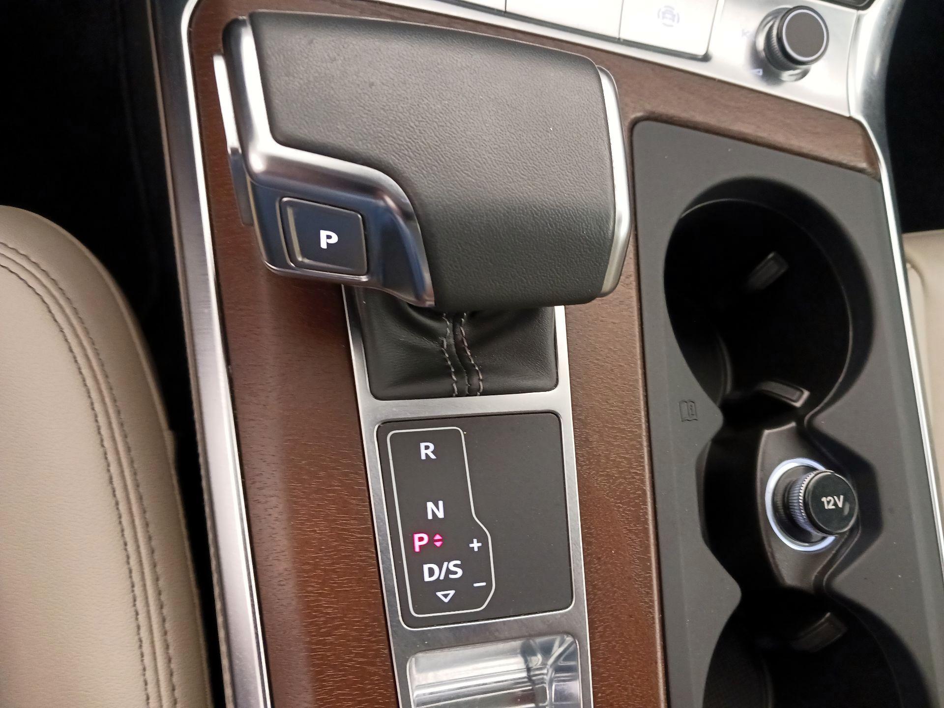 Thumbnail: 2019 Audi A6 - 18