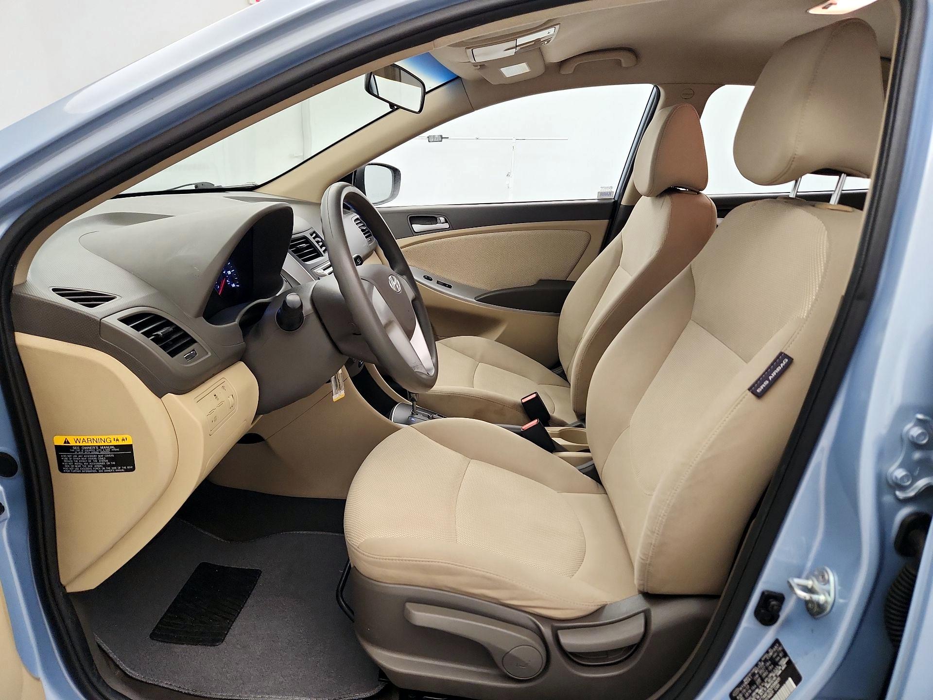 Thumbnail: 2013 Hyundai Accent - 11