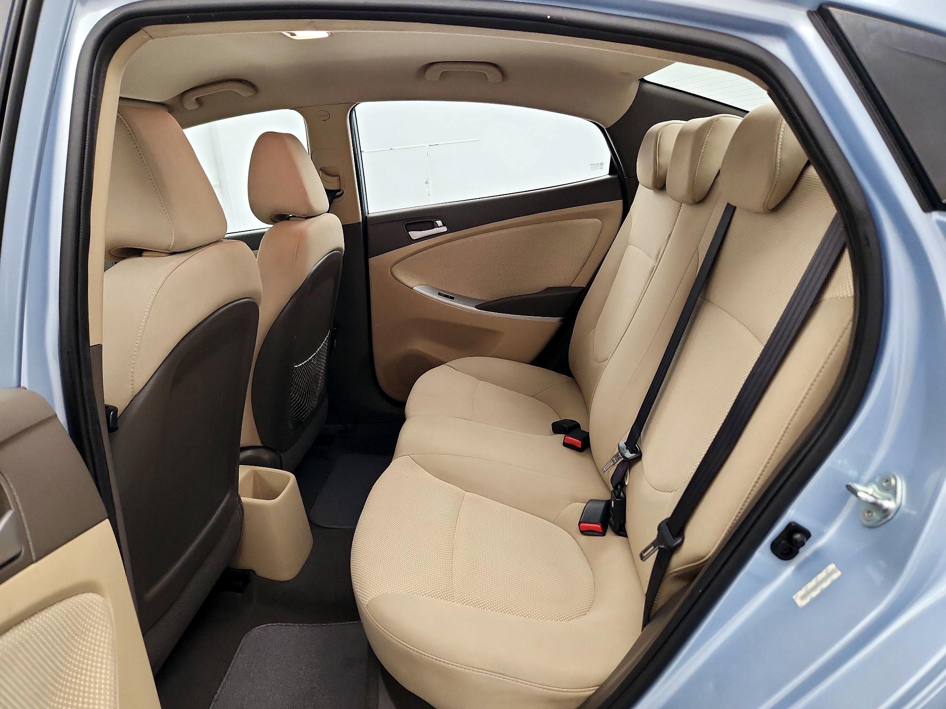 Thumbnail: 2013 Hyundai Accent - 18