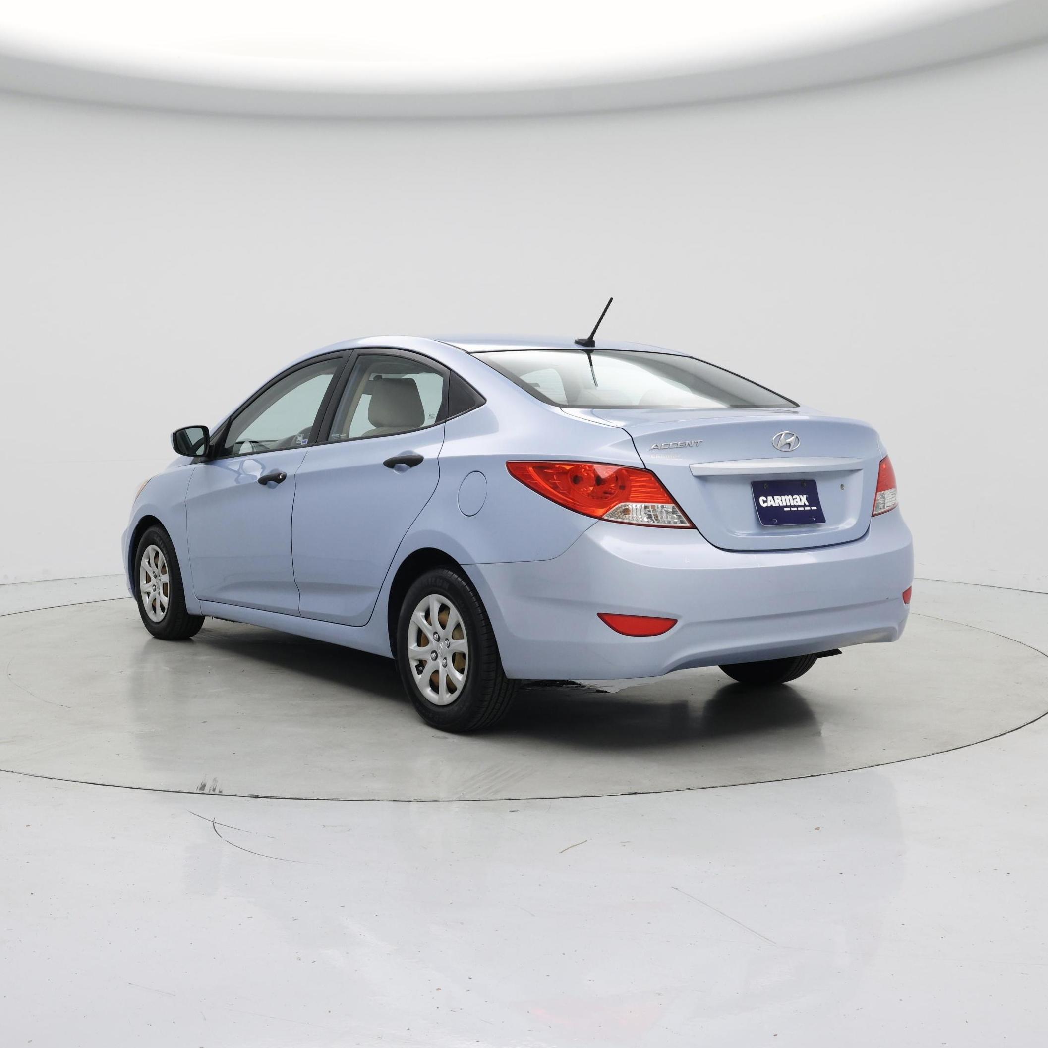 Thumbnail: 2013 Hyundai Accent - 2