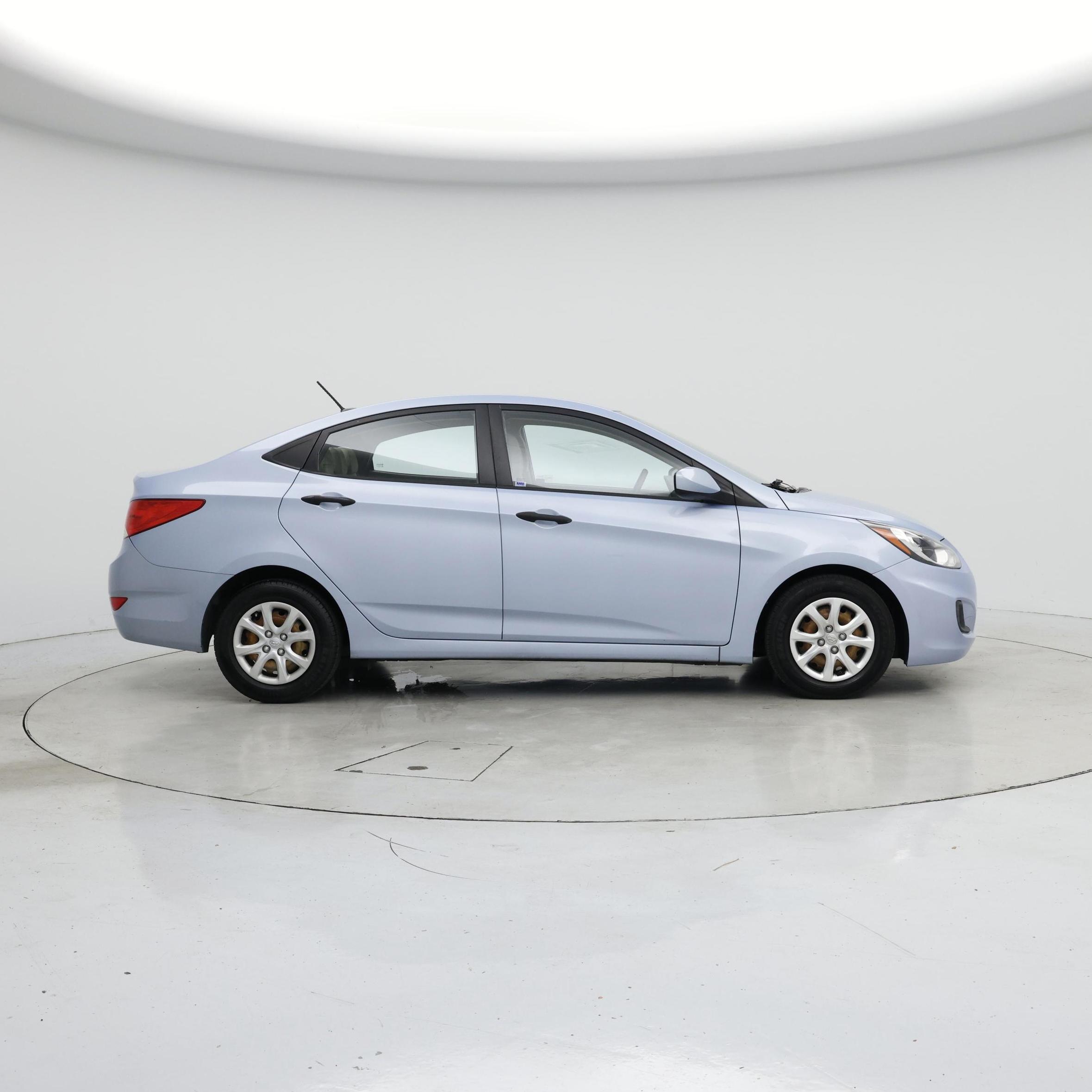 Thumbnail: 2013 Hyundai Accent - 7