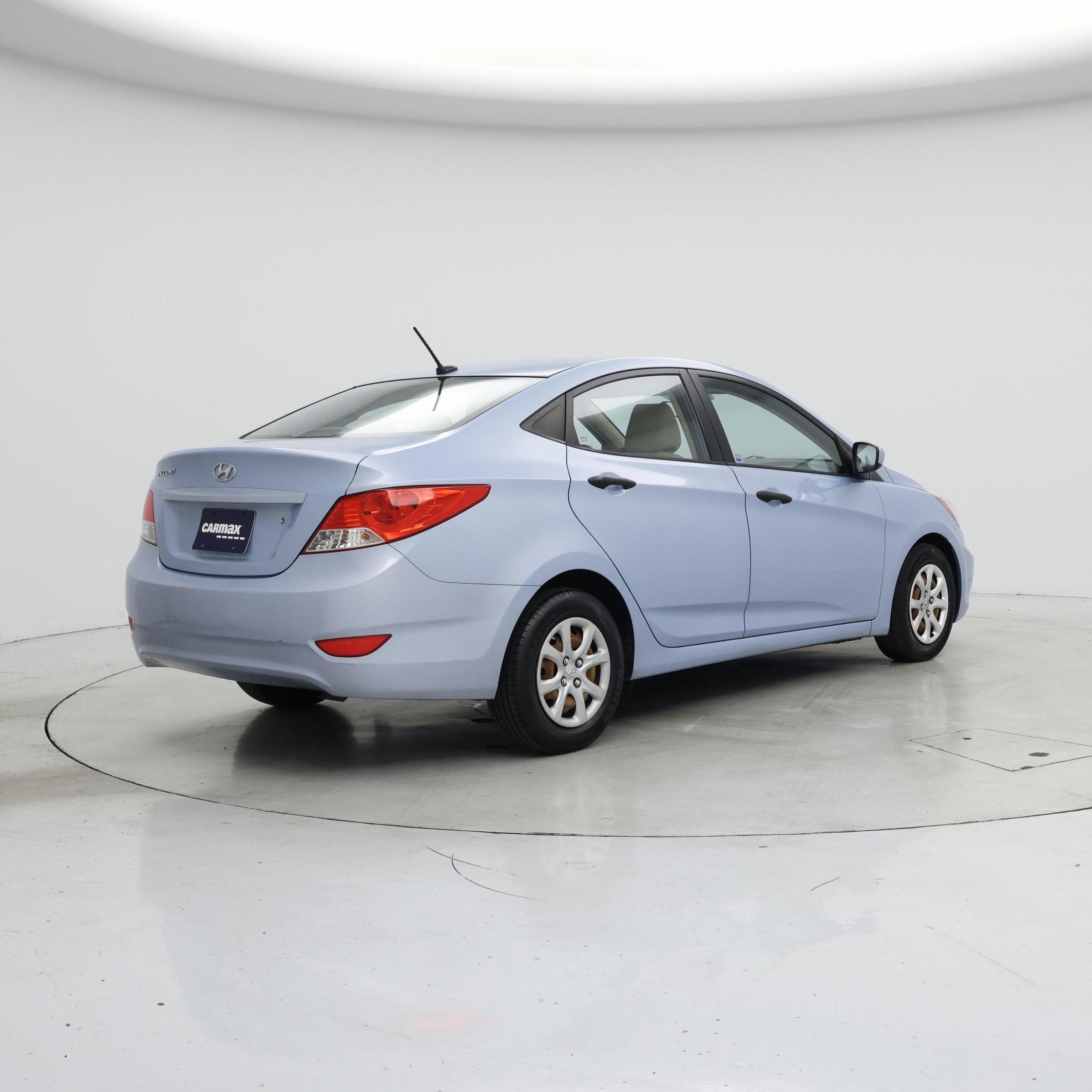 Thumbnail: 2013 Hyundai Accent - 8