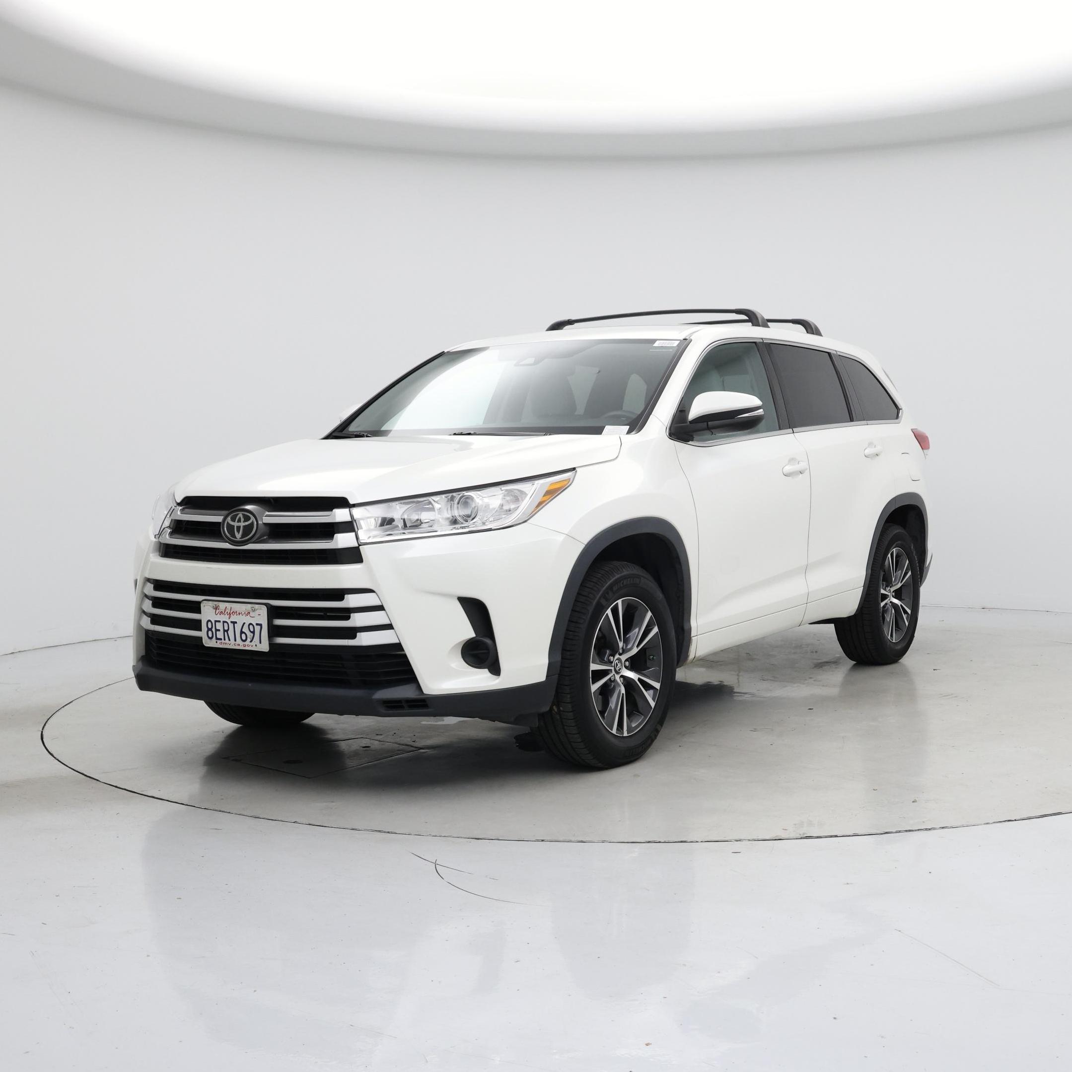 Thumbnail: 2018 Toyota Highlander - 4