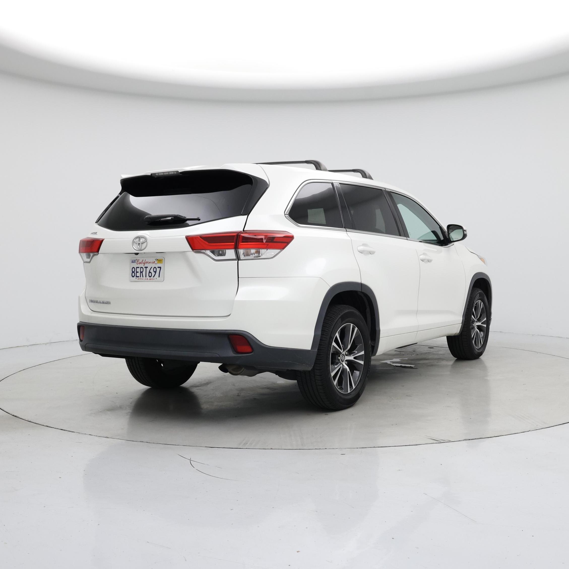 Thumbnail: 2018 Toyota Highlander - 8